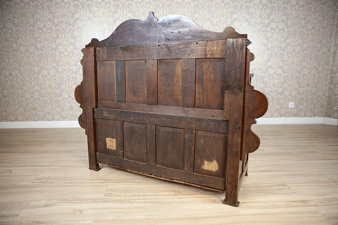 Late-19th Century Renaissance Revival Oak Bench With Storage Compartment For Sale 8