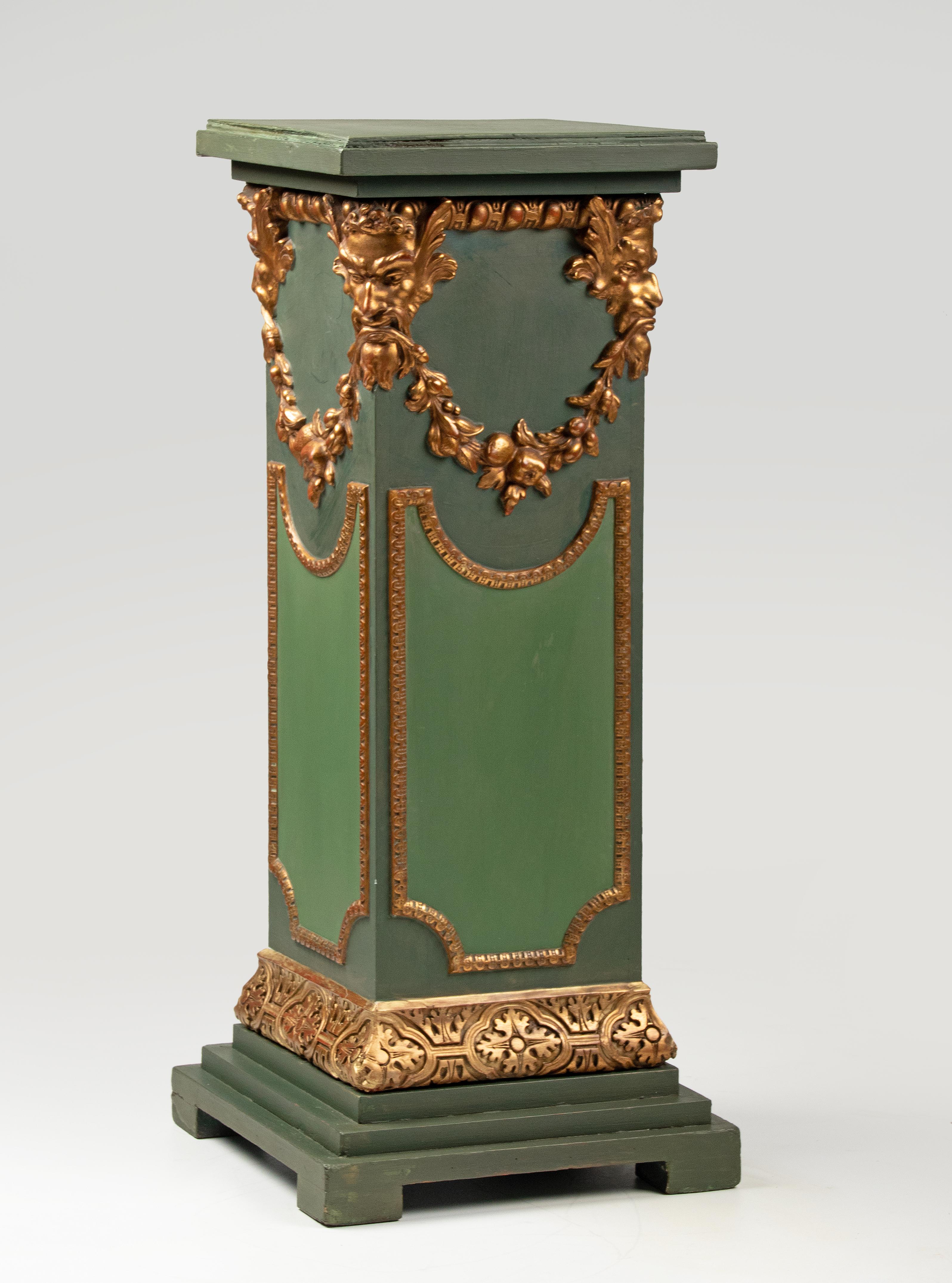 Fin du 19e siècle, piédestal / porte-vase de style Renaissance Bon état - En vente à Casteren, Noord-Brabant