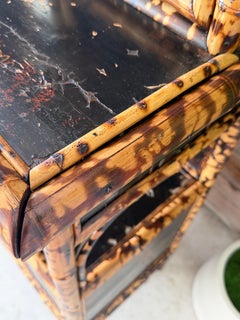 Ende des 19. Jahrhunderts restauriert Aesthetic Movement Schildkröte Bamboo Japanned Cabinet