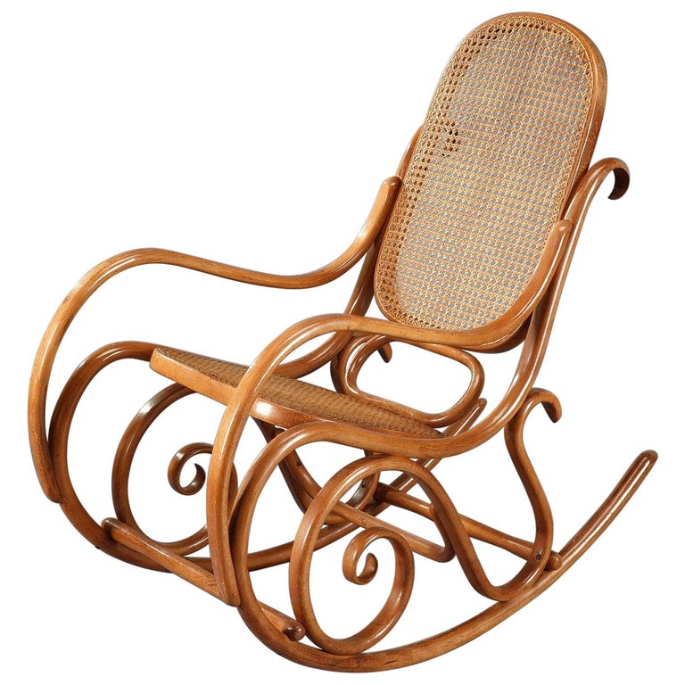Late 19th Century Rocking Chair in Beech by Maison Thonet at 1stDibs |  thonet rocking chair
