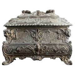 Versilberte Schmuckschatulle im Rokoko-Revival-Stil aus dem späten 19. Jahrhundert, Stil Louis XV – 9in