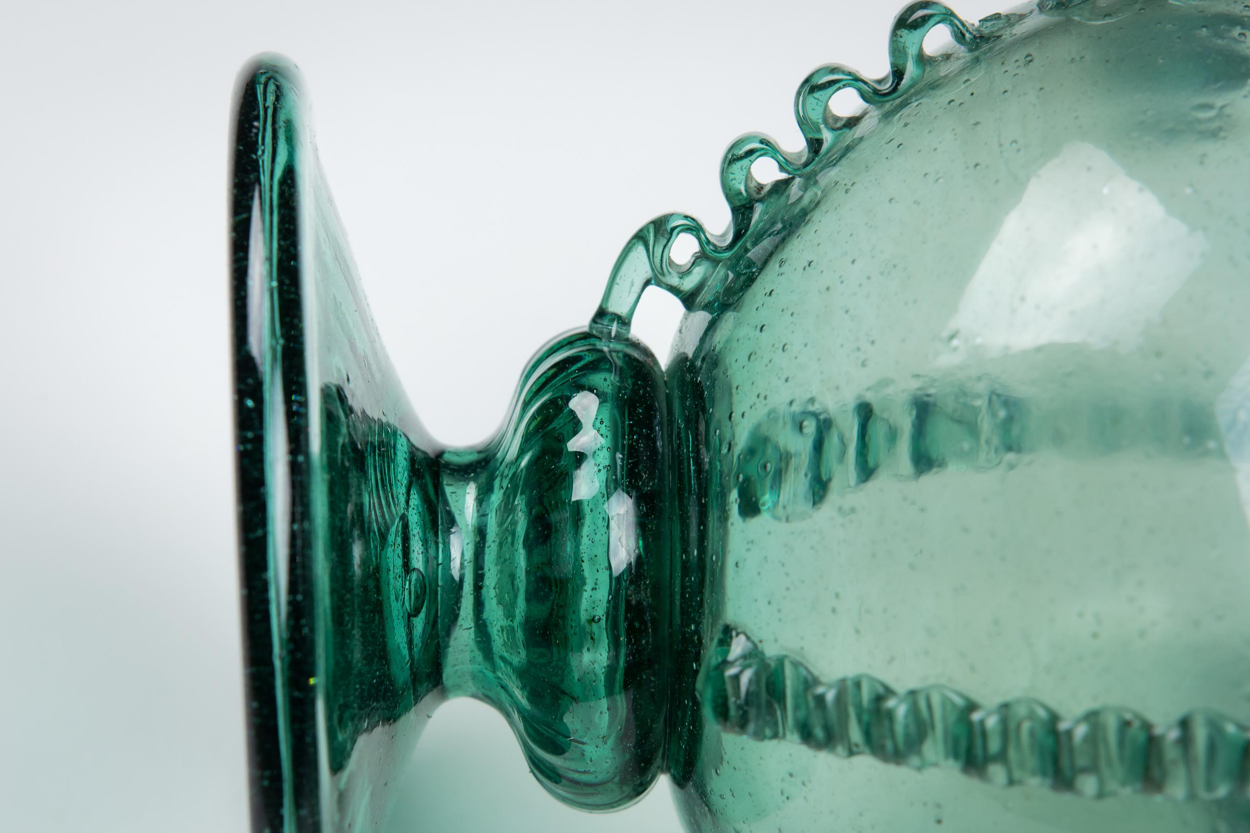 Vase en verre de style roman de la fin du 19e siècle en vente 6