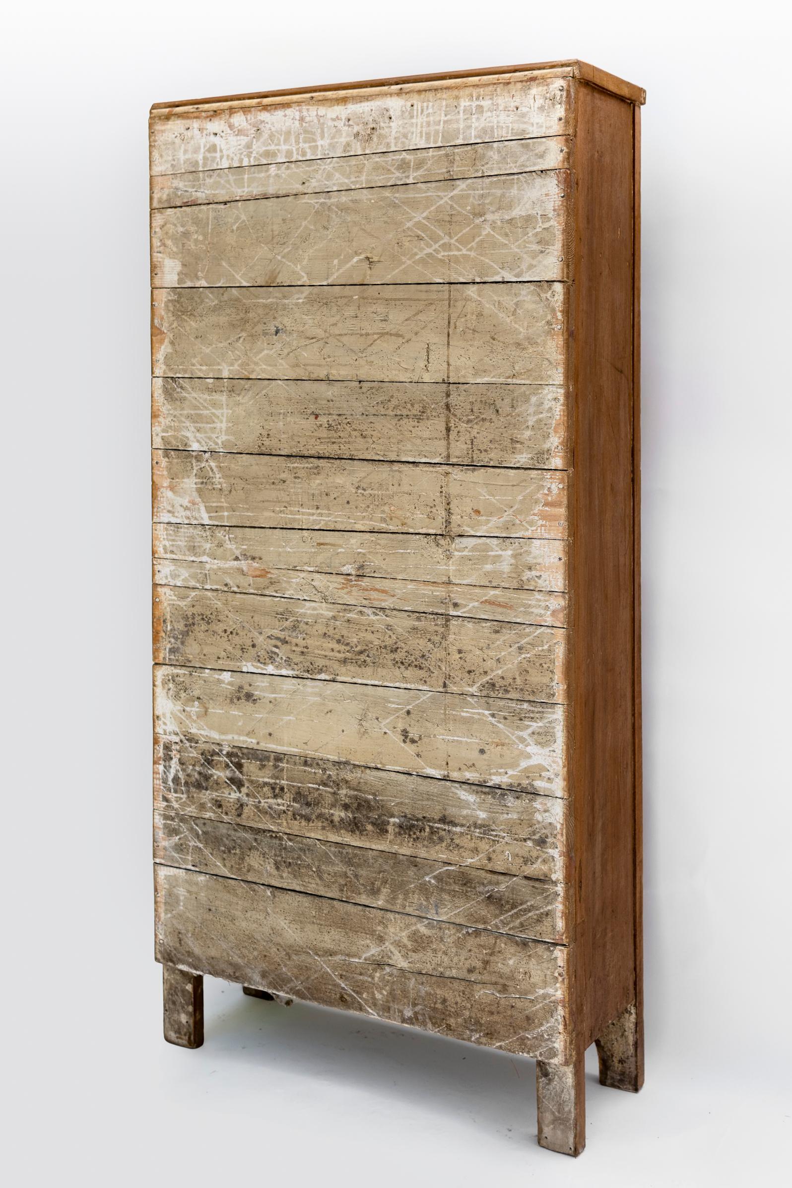 Late 19th Century Rustic American Pine Cabinet For Sale 1