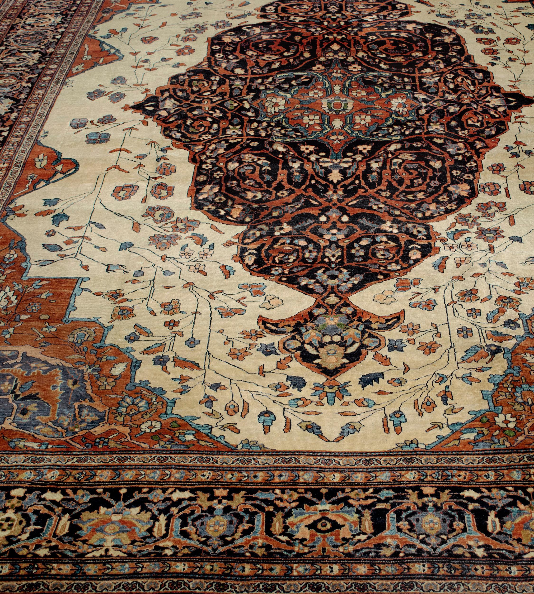 Sarouk Farahan Late 19th Century Sarouk Fereghan from West Persia For Sale