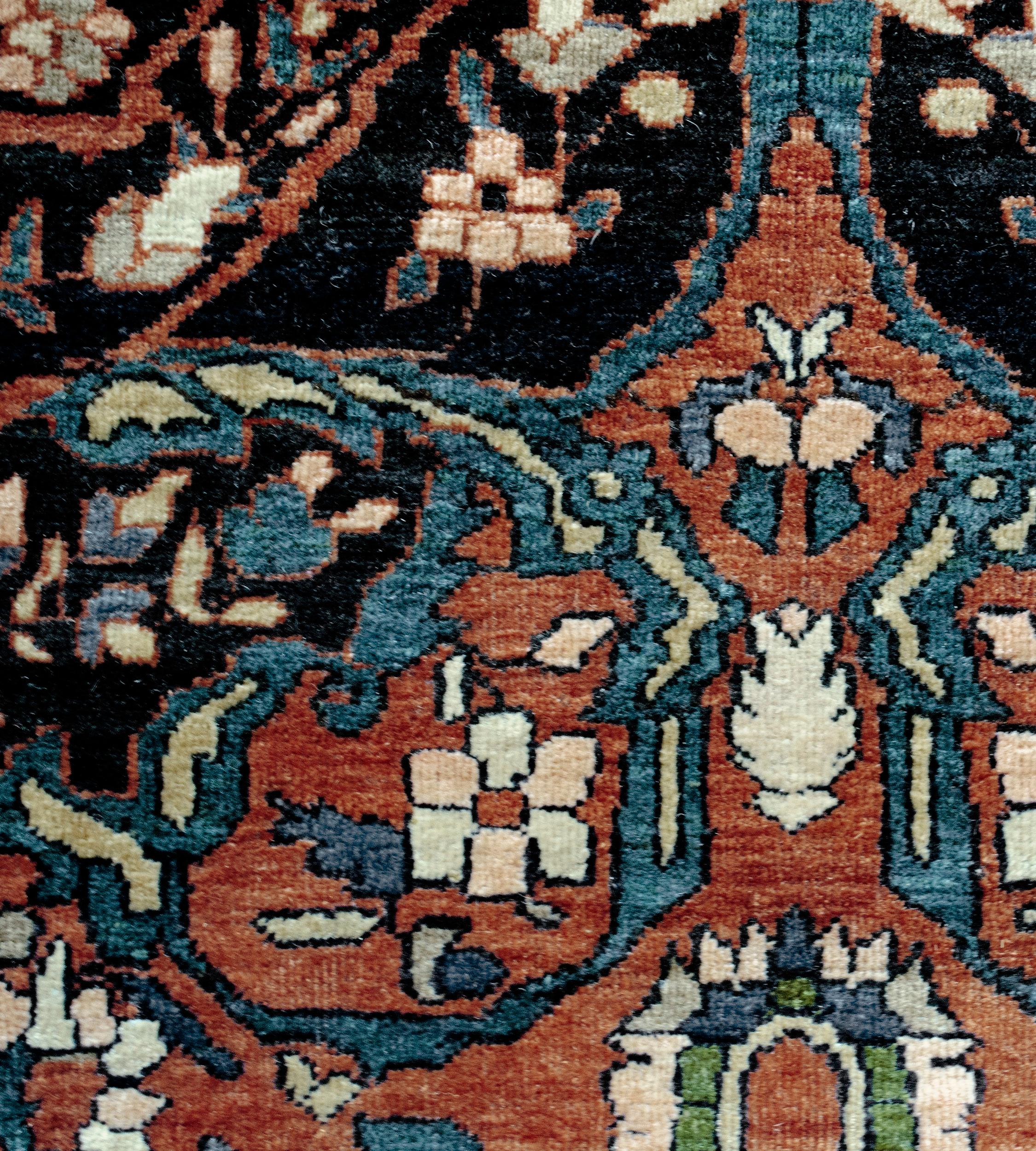 Hand-Woven Late 19th Century Sarouk Fereghan from West Persia For Sale