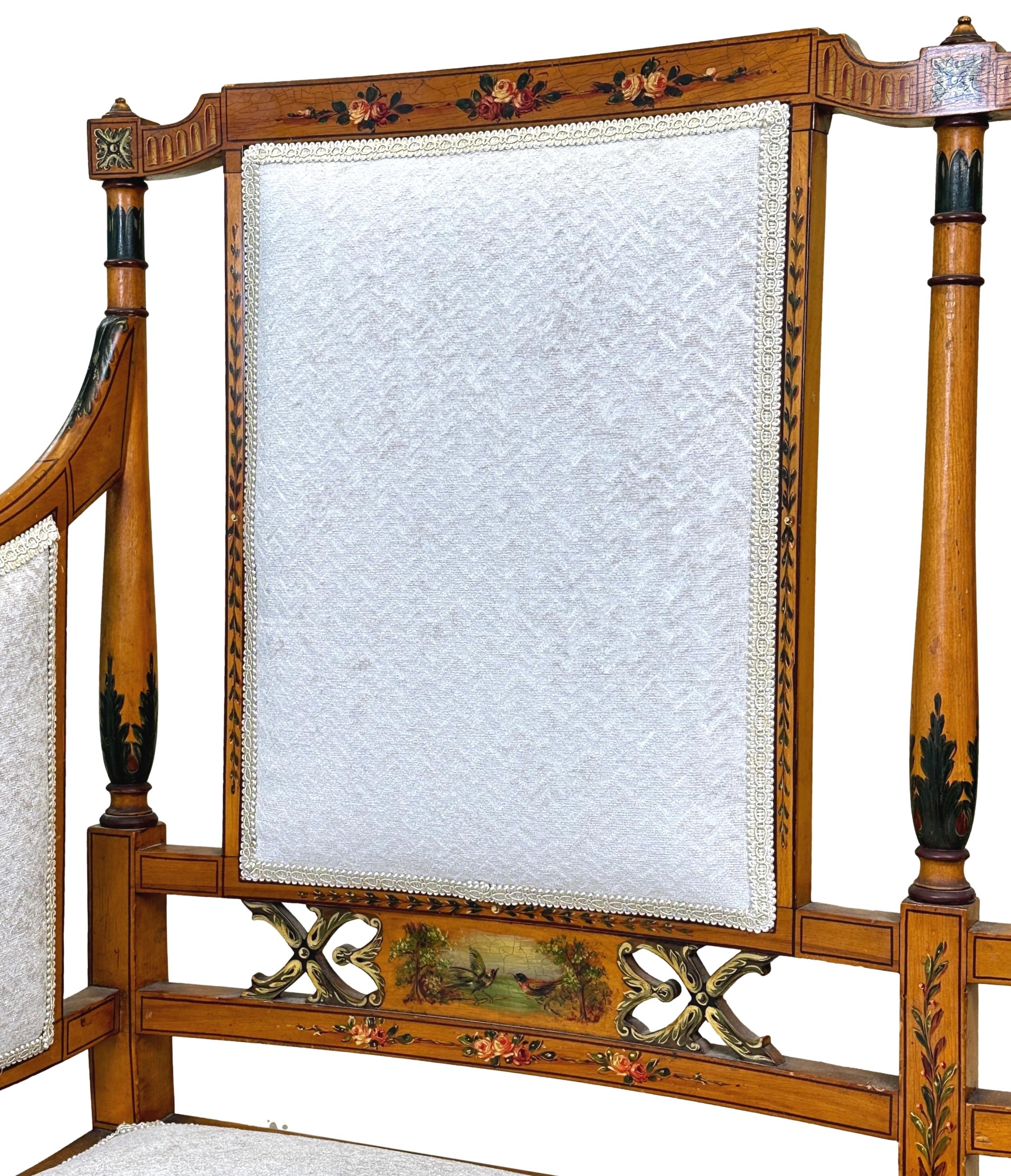 Suite de salon édouardienne en bois satiné de la fin du XIXe siècle en vente 6