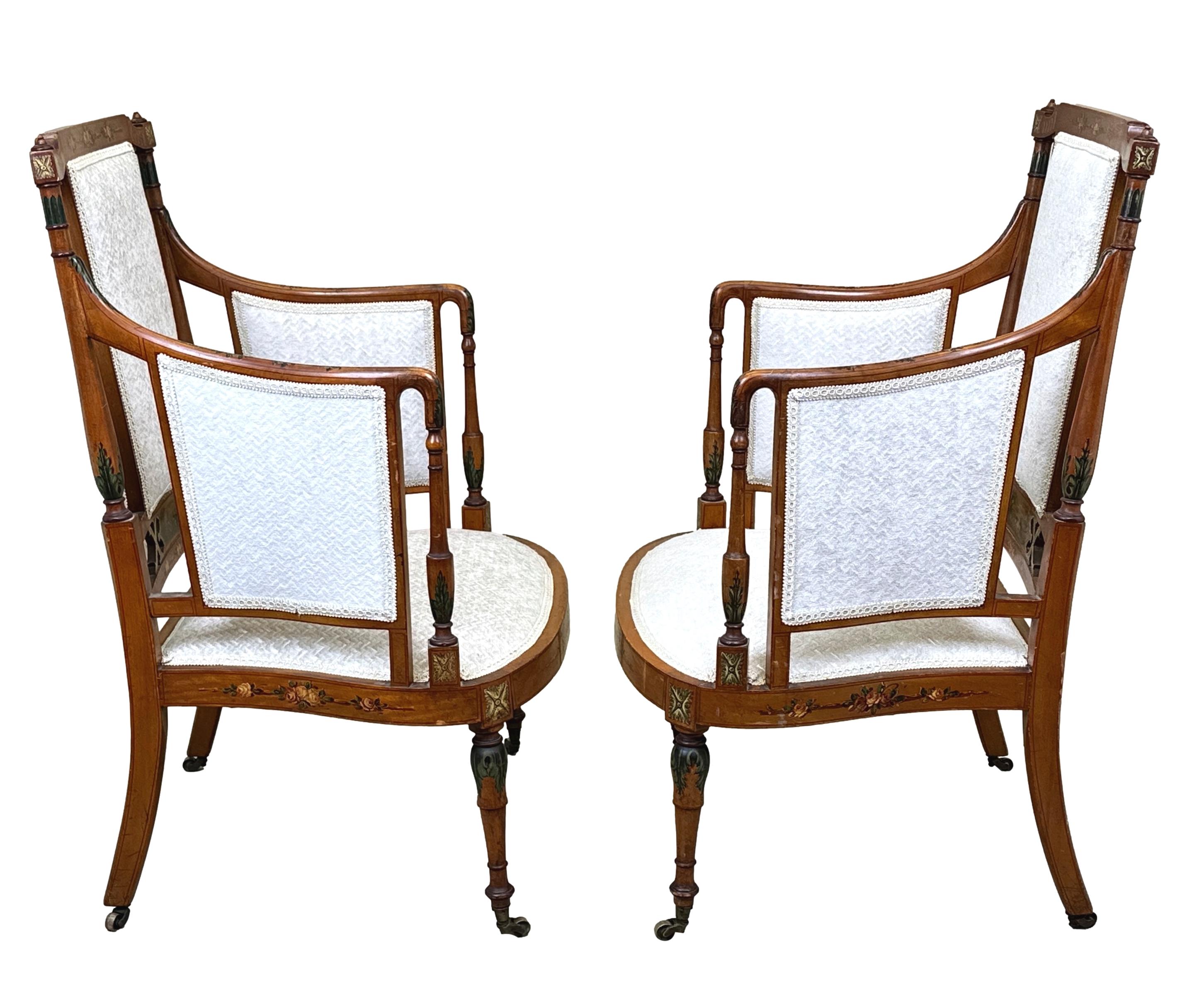 Suite de salon édouardienne en bois satiné de la fin du XIXe siècle en vente 11