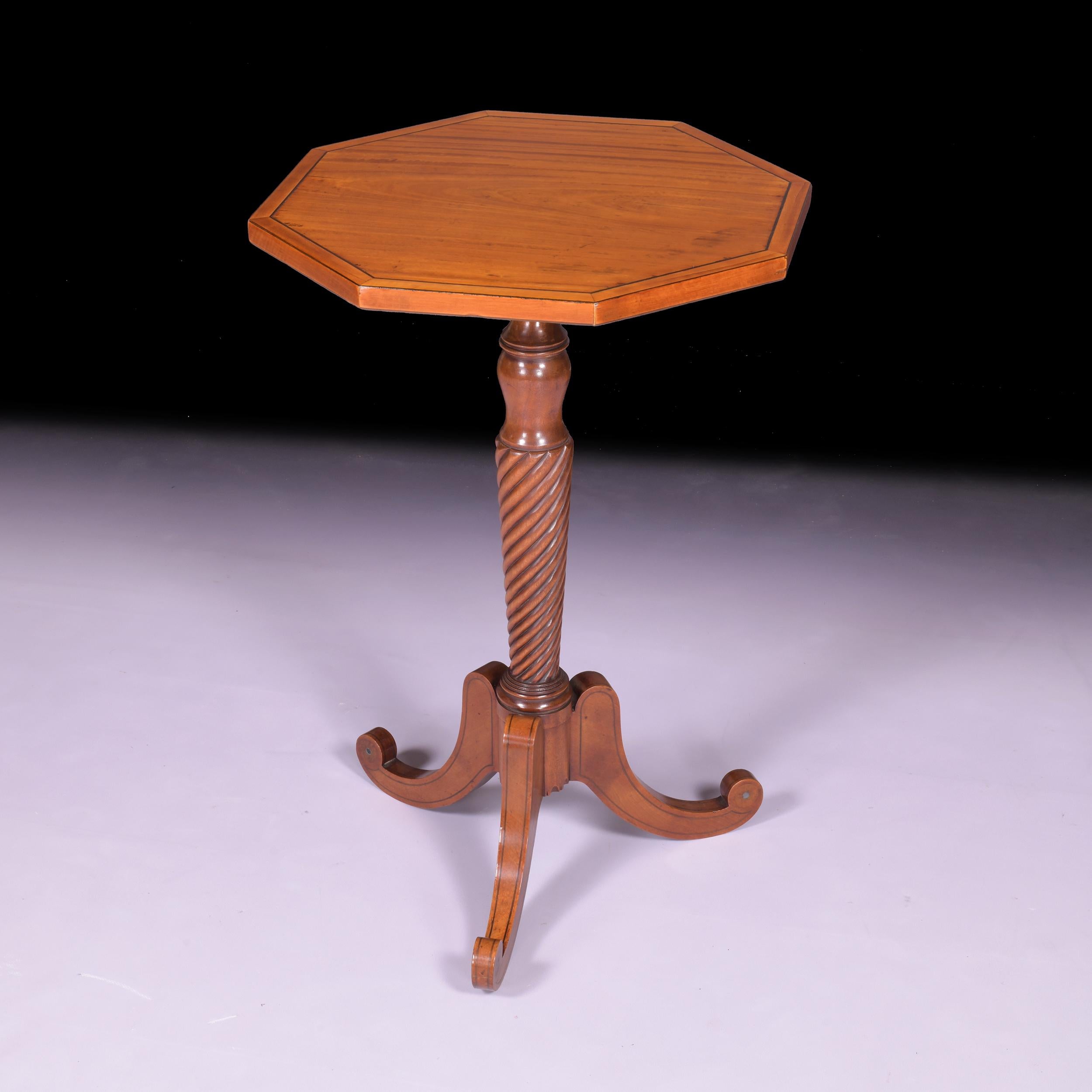 English Late 19th Century Satinwood Octagonal Shaped Occasional Table For Sale