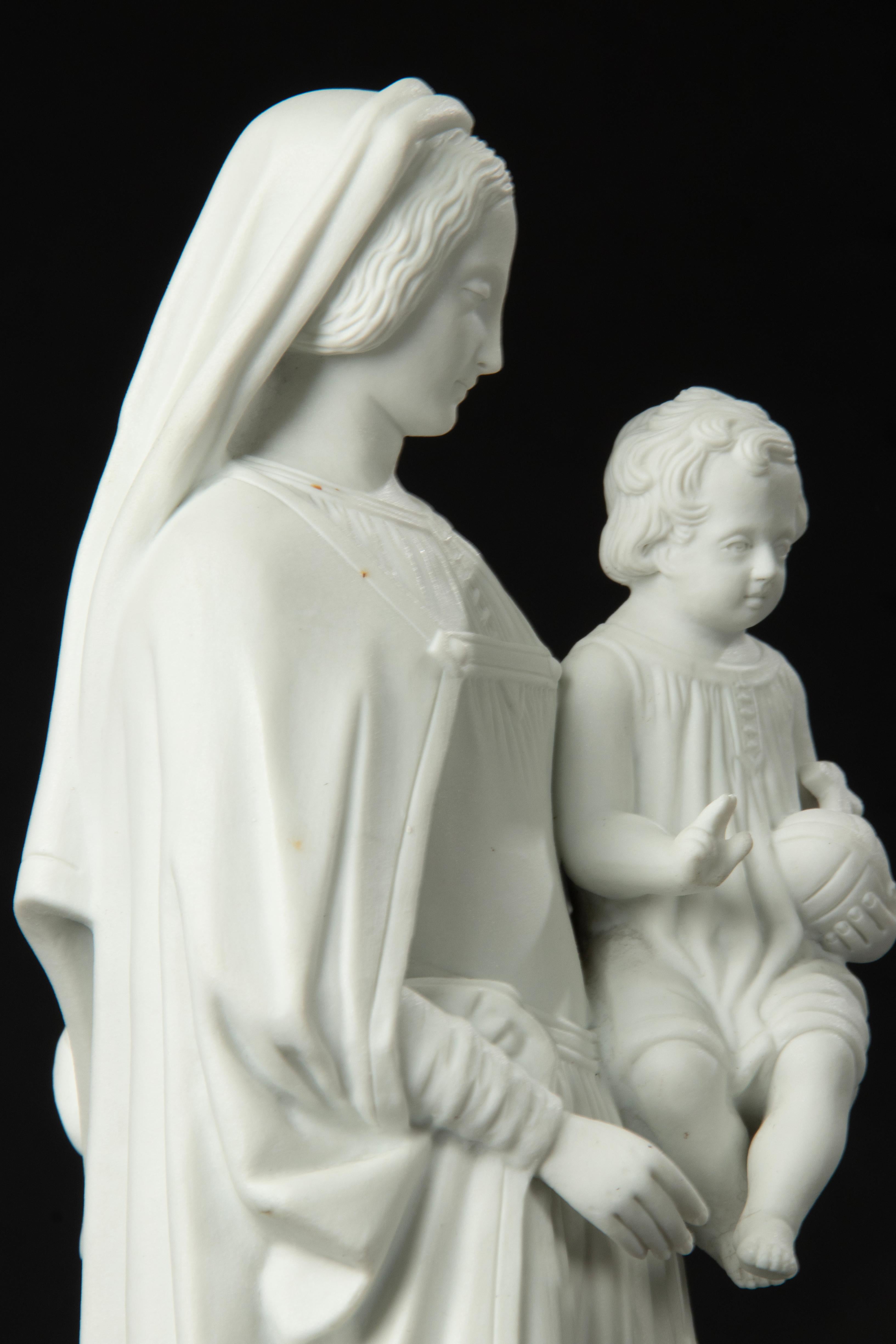 Hand-Crafted Late 19th Century Sculpture of Maria with Baby Jesus Biscuit Porcelain For Sale