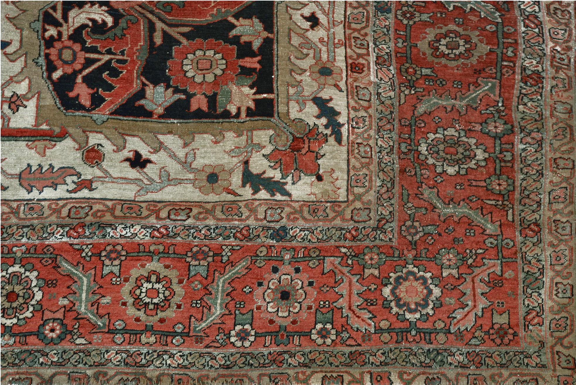 Hand-Woven Hand-Knotted Antique Serapi Rug from North West Persia For Sale