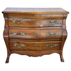 Late 19th Century Serpentine Front Chest