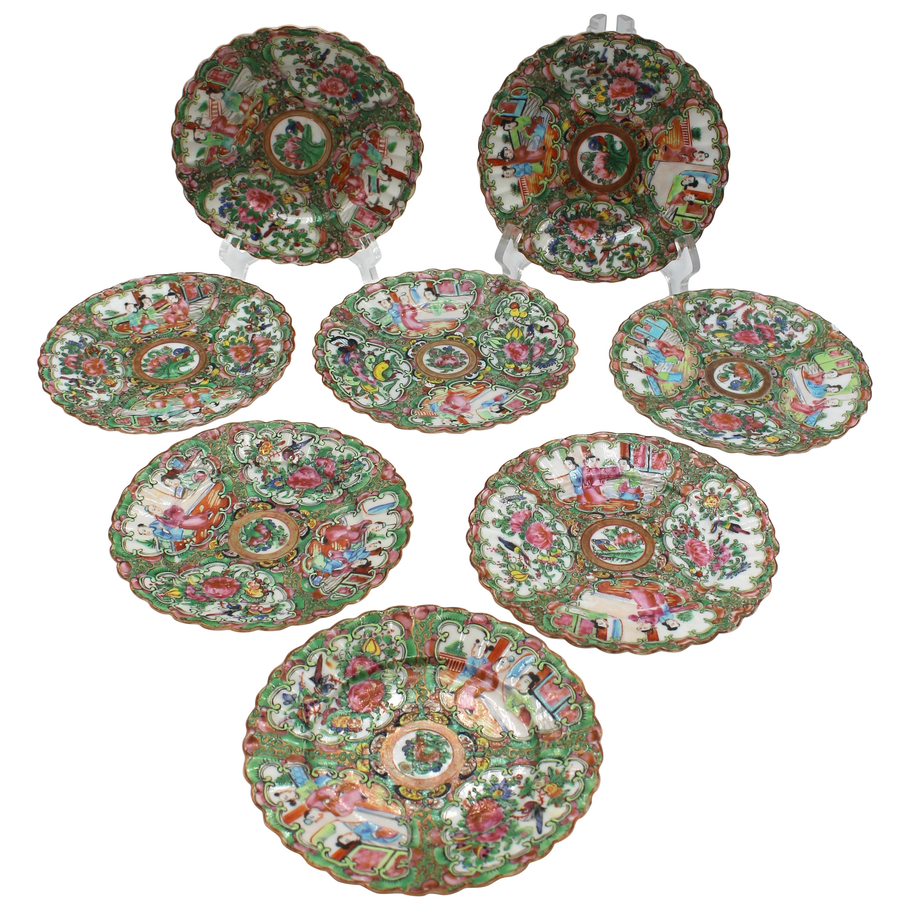 Late 19th Century Set of 8 Chinese Export Cake or Dessert Plates