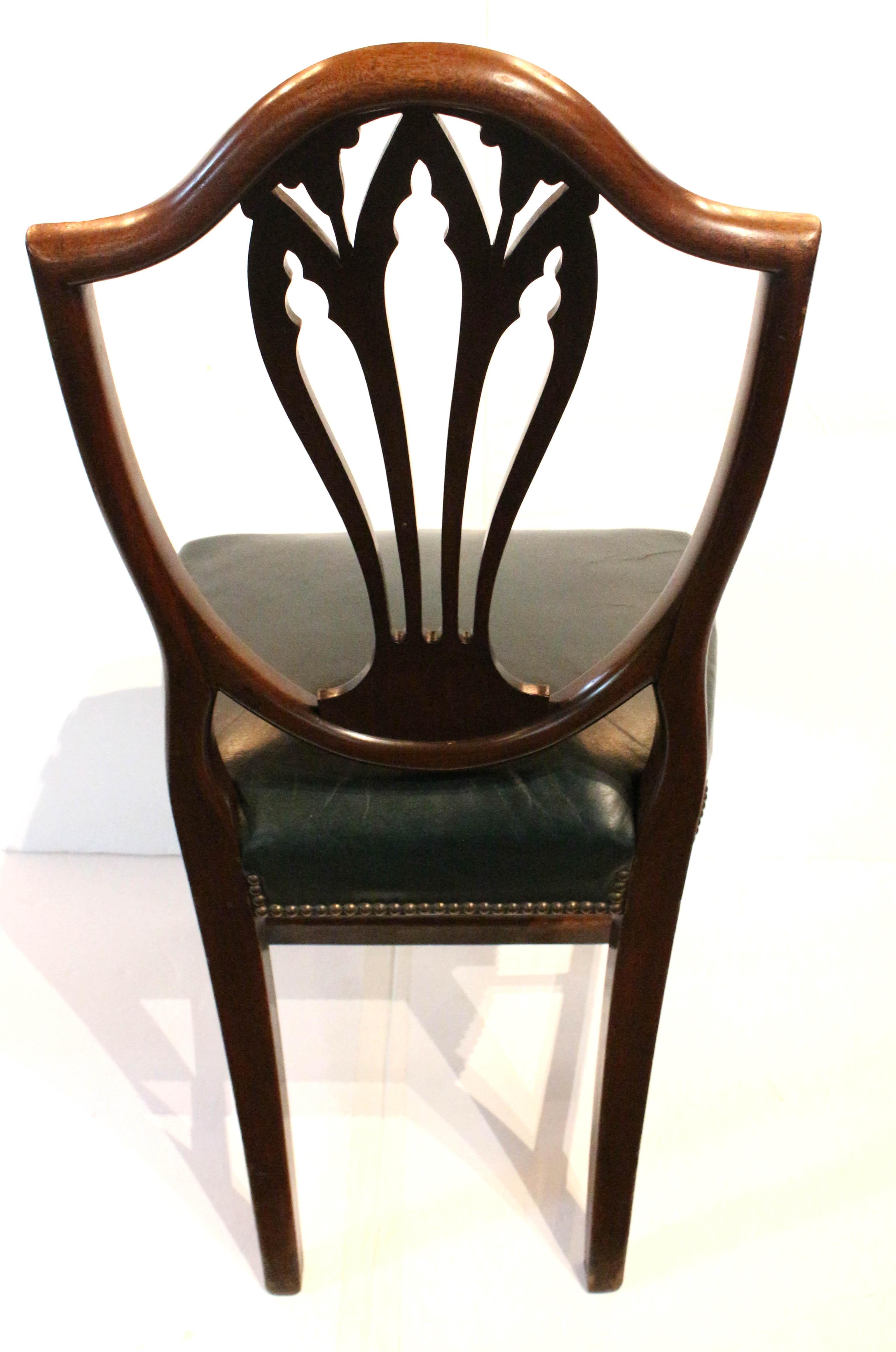 Late 19th Century Set of 8 Sheraton Style Dining Chairs, English 1