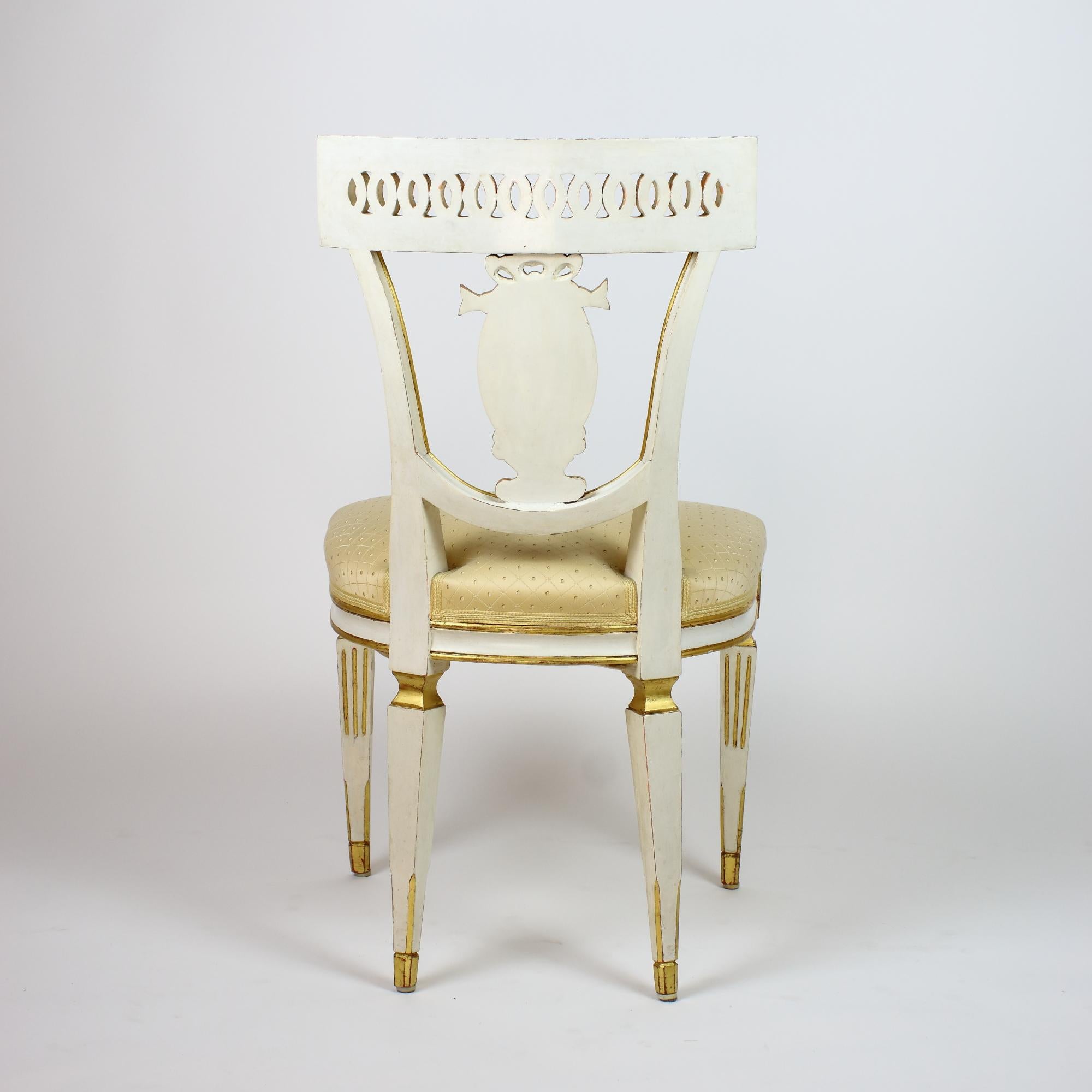 Ensemble de six chaises de salle à manger italiennes néoclassiques Klismos Empire de la fin du XIXe siècle en vente 11