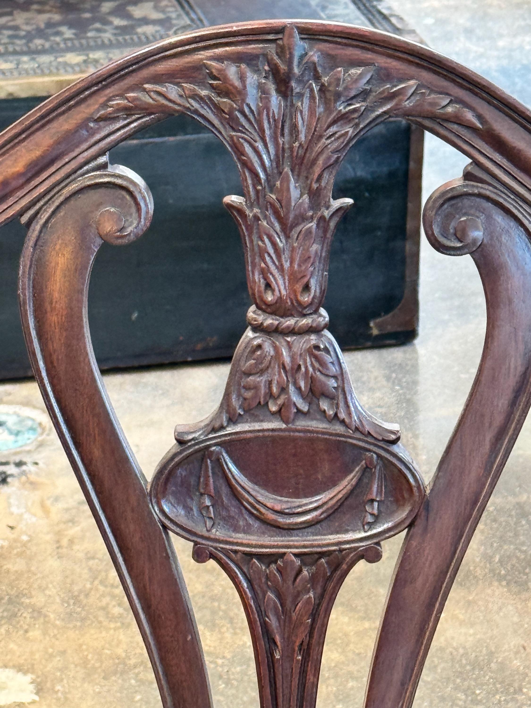 Late 19th Century Set of Twelve Mahogany Dining Chairs For Sale 3
