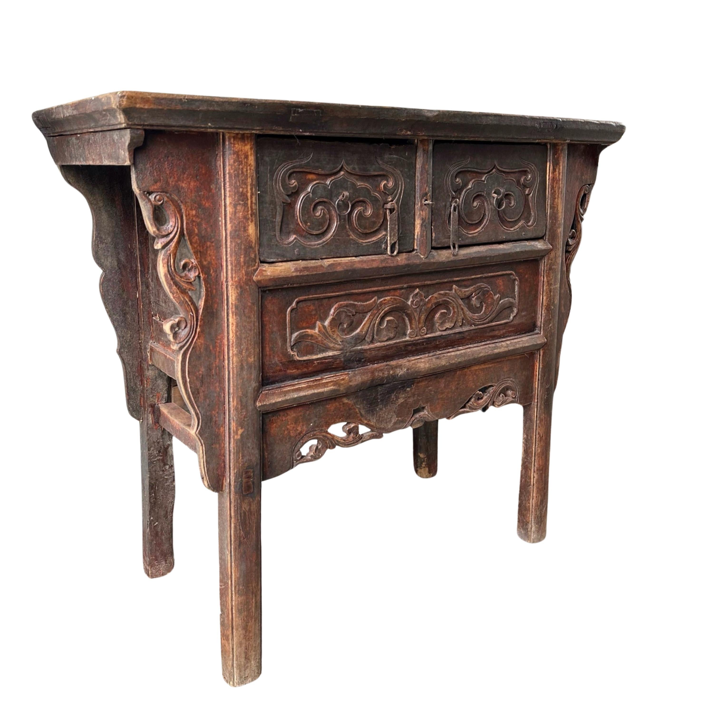 Iron Late 19th Century Shanxi Coffer Table For Sale