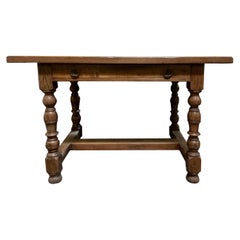 Table d'appoint de la fin du XIXe siècle