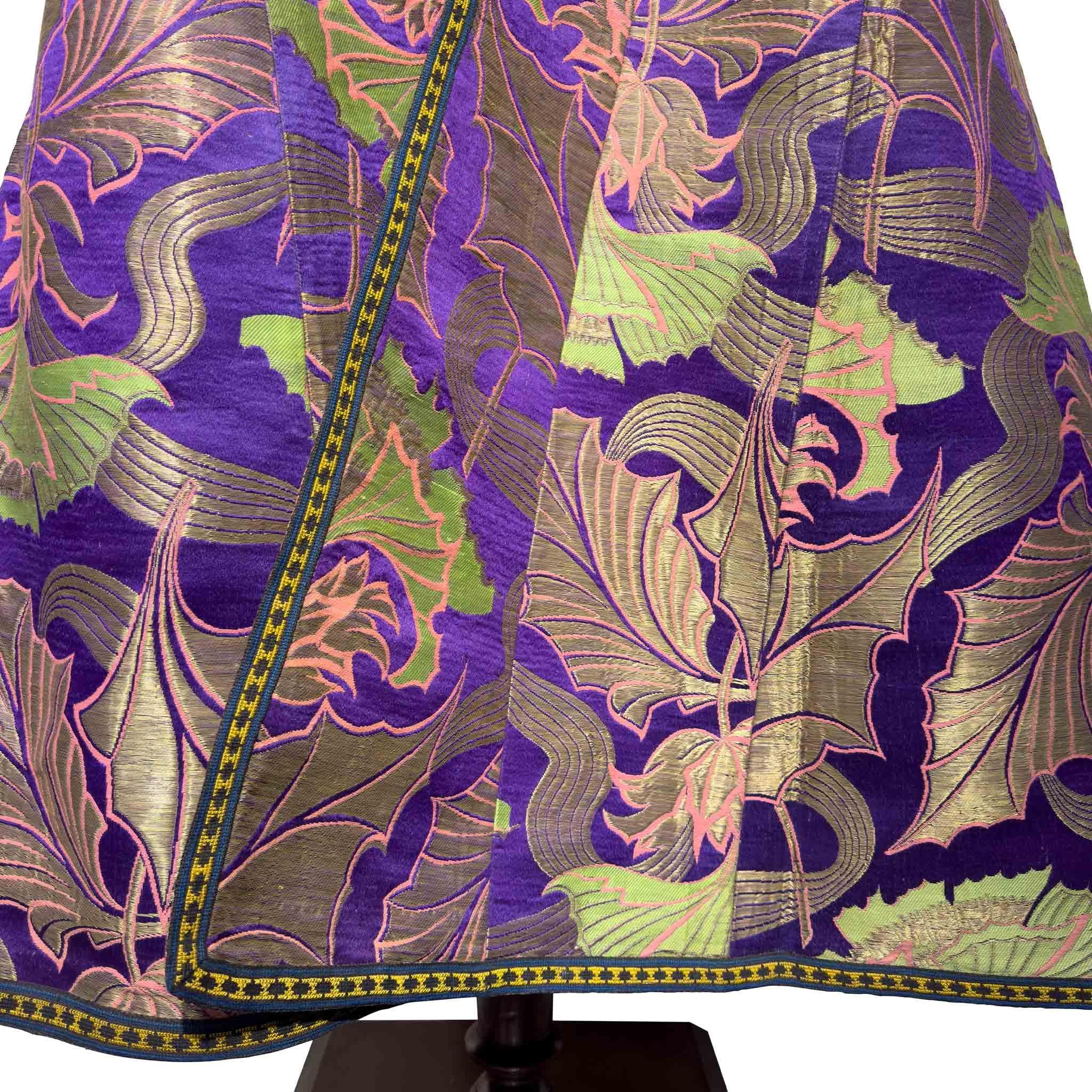 Tessuto Coates in broccato di seta e metallo della fine del XIX secolo in vendita