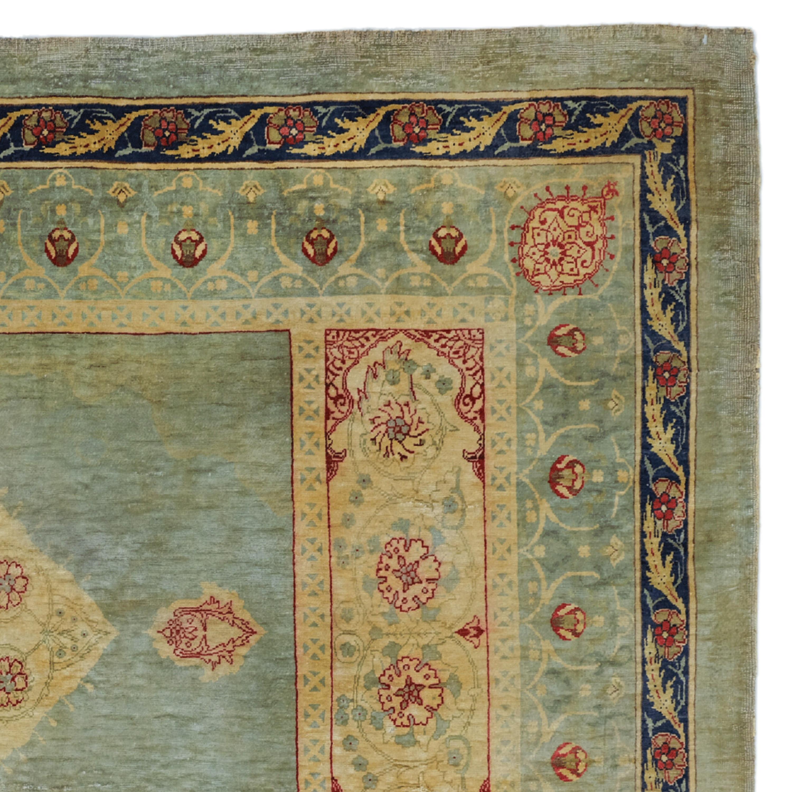 Late 19th Century Silk Feshane Quran-Qab Design Rug, Antique Rug, Handwoven Rug In Good Condition For Sale In Sultanahmet, 34