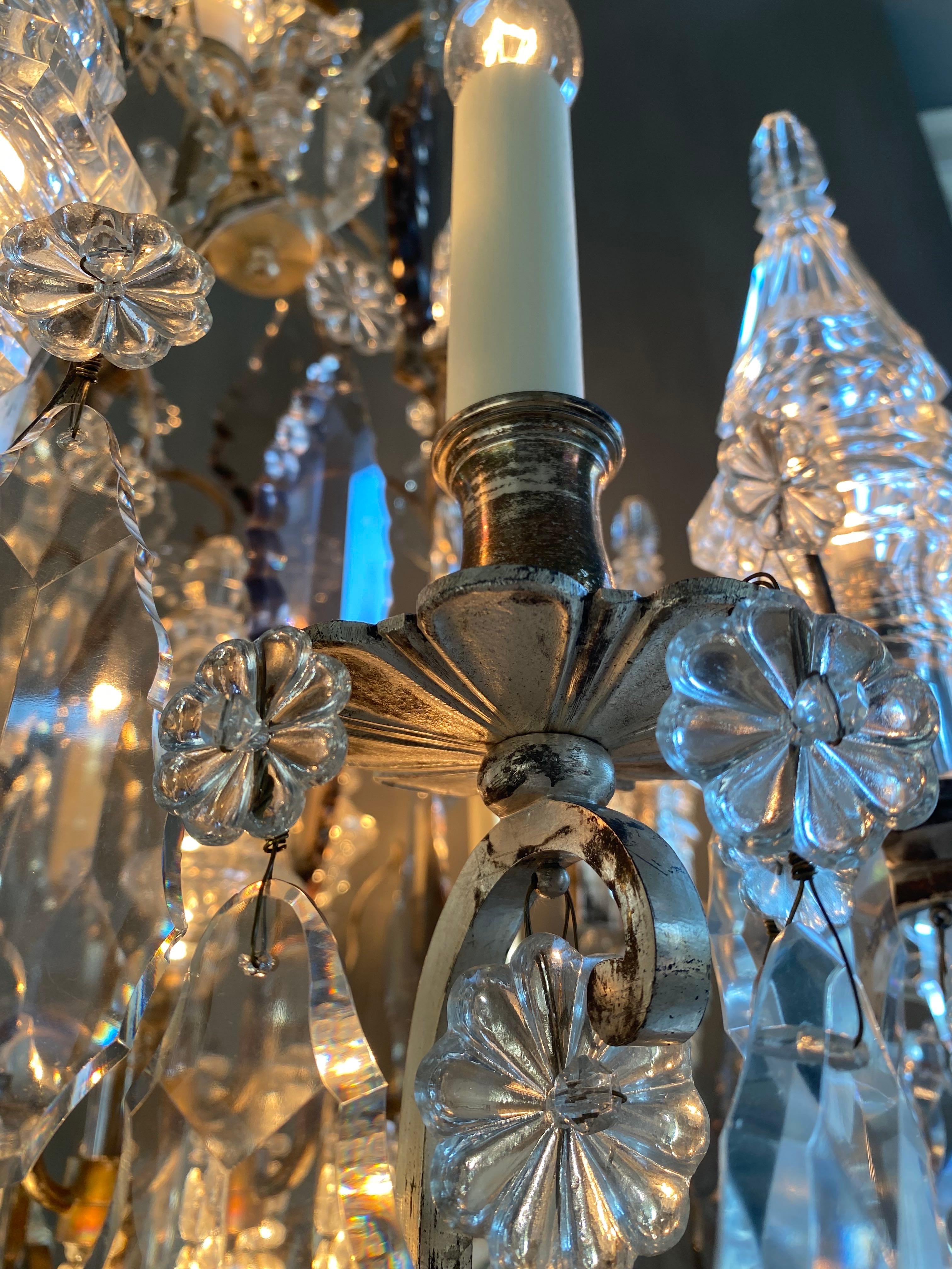 Lampadario in cristallo argentato francese della fine del XIX secolo in stile Luigi XV in vendita 6