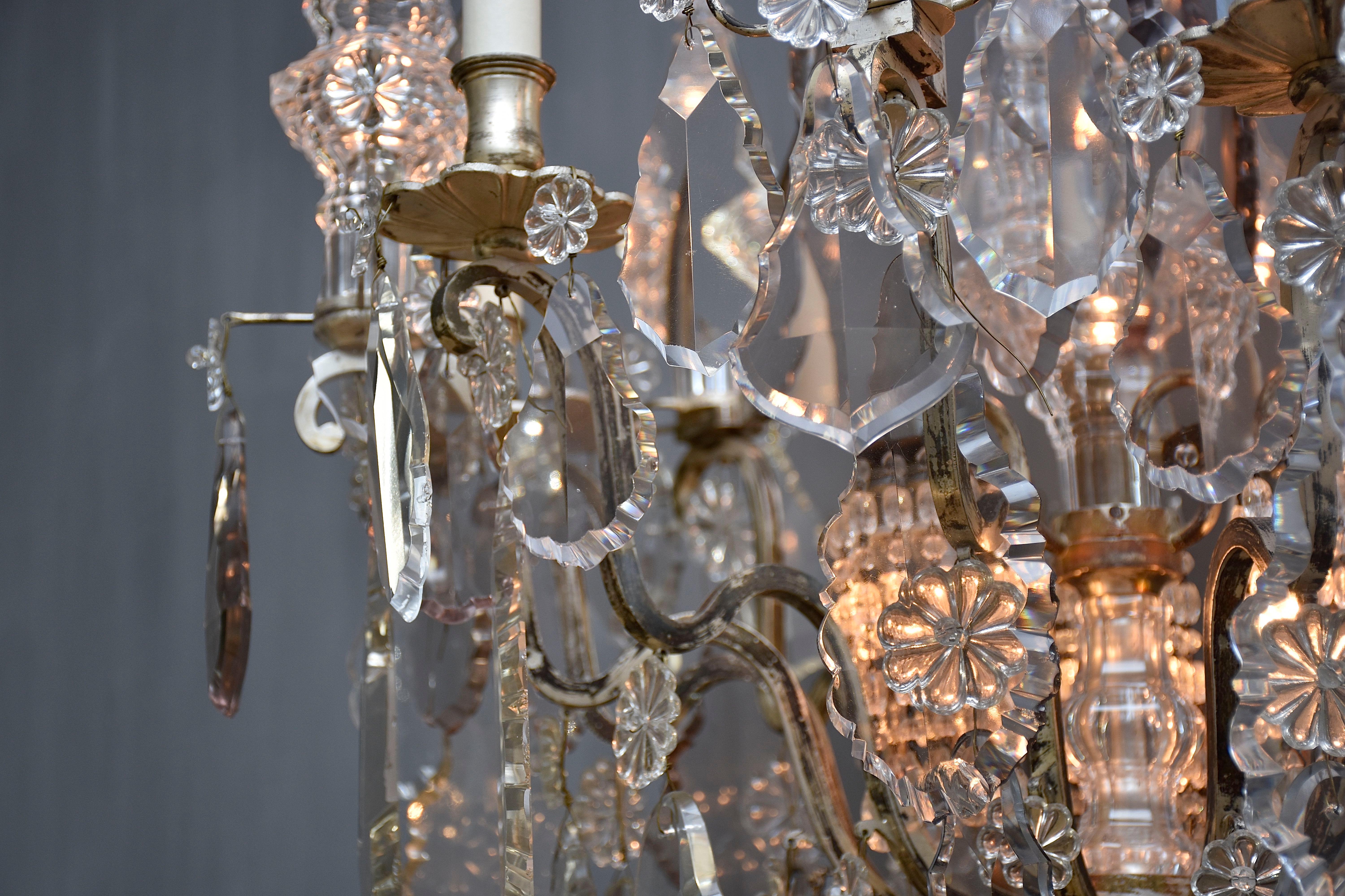 Lampadario in cristallo argentato francese della fine del XIX secolo in stile Luigi XV in vendita 2