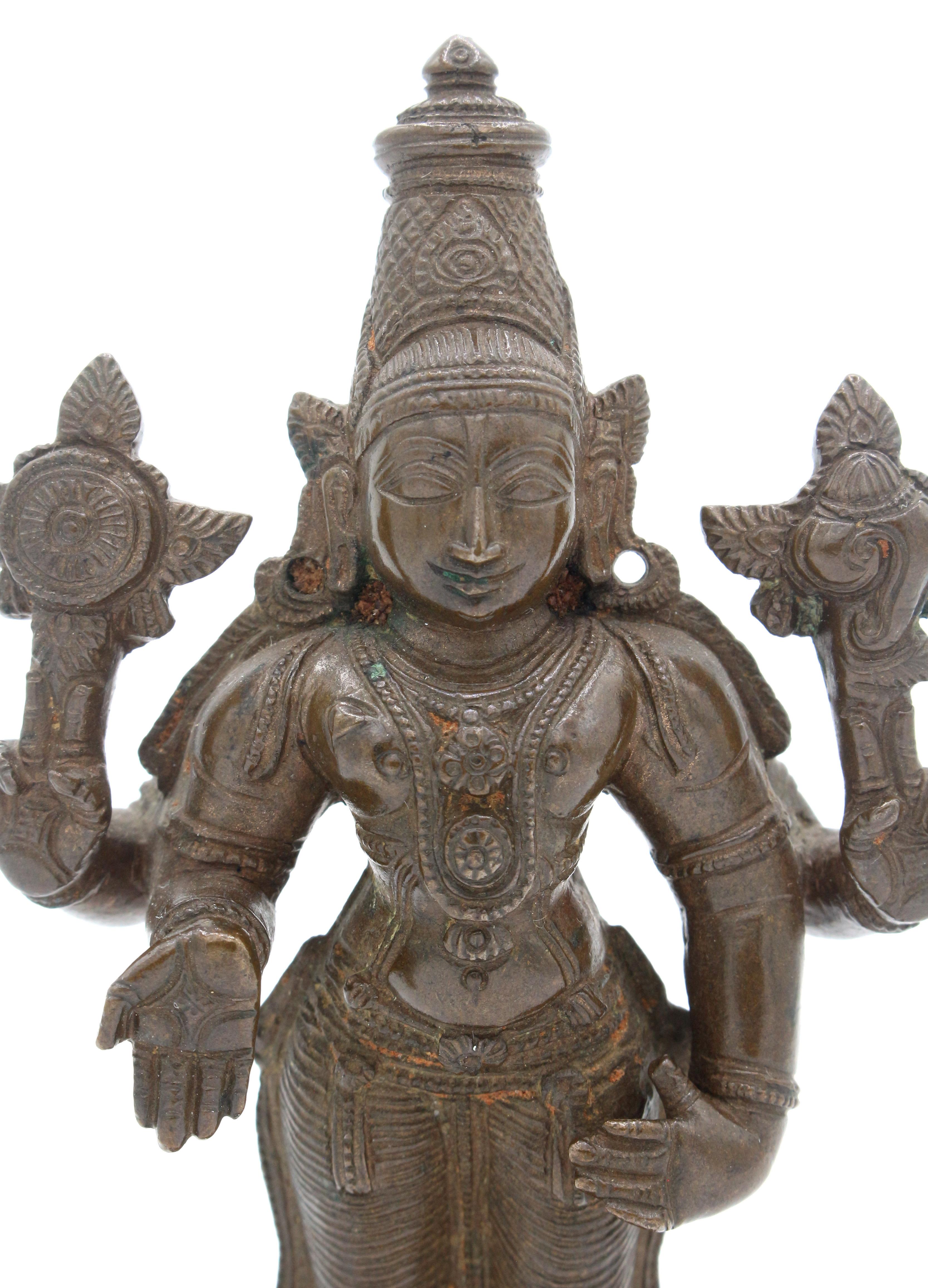 vishnu bronze statue