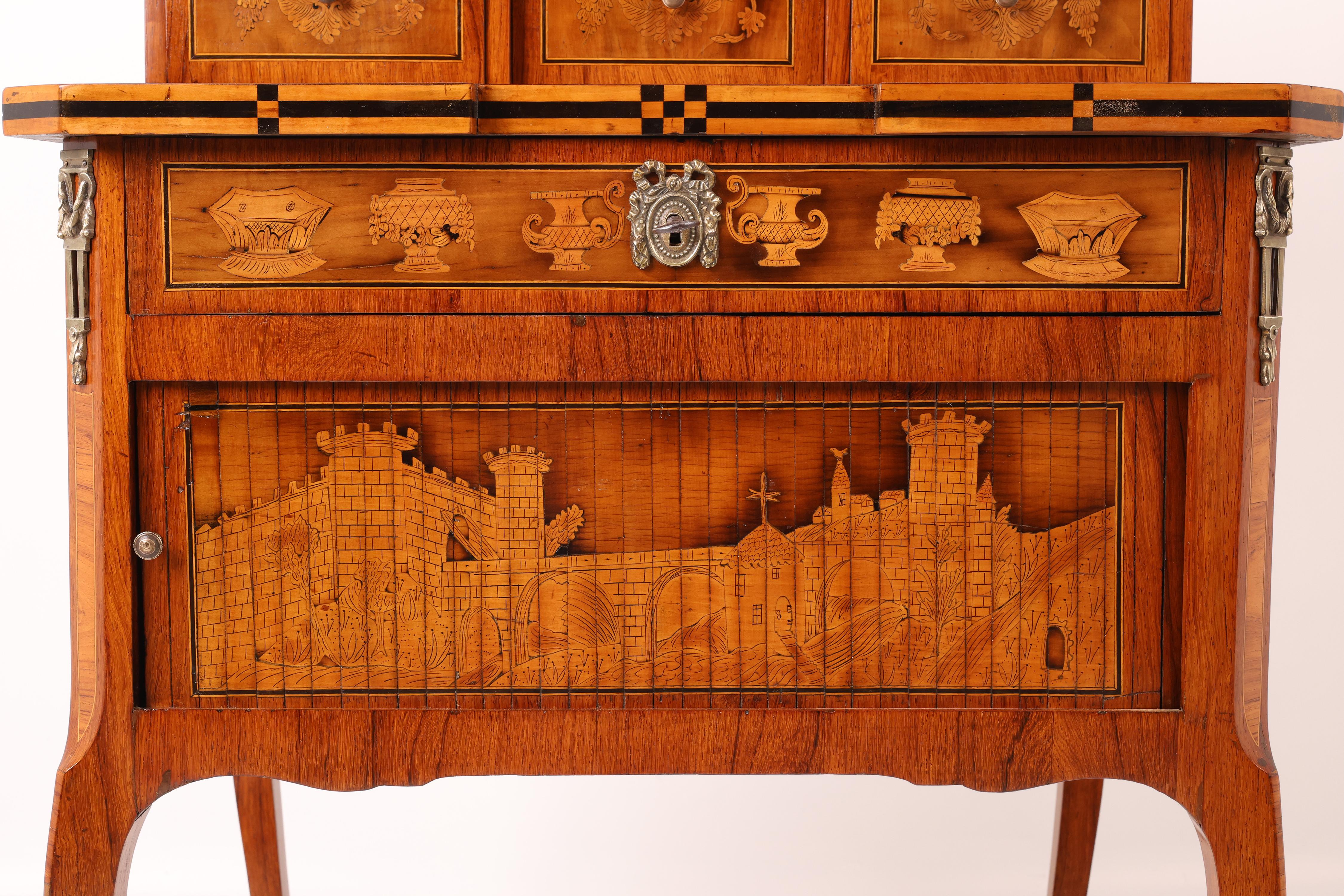 Late 19th Century Small Ladies’ Writing Desk For Sale 3