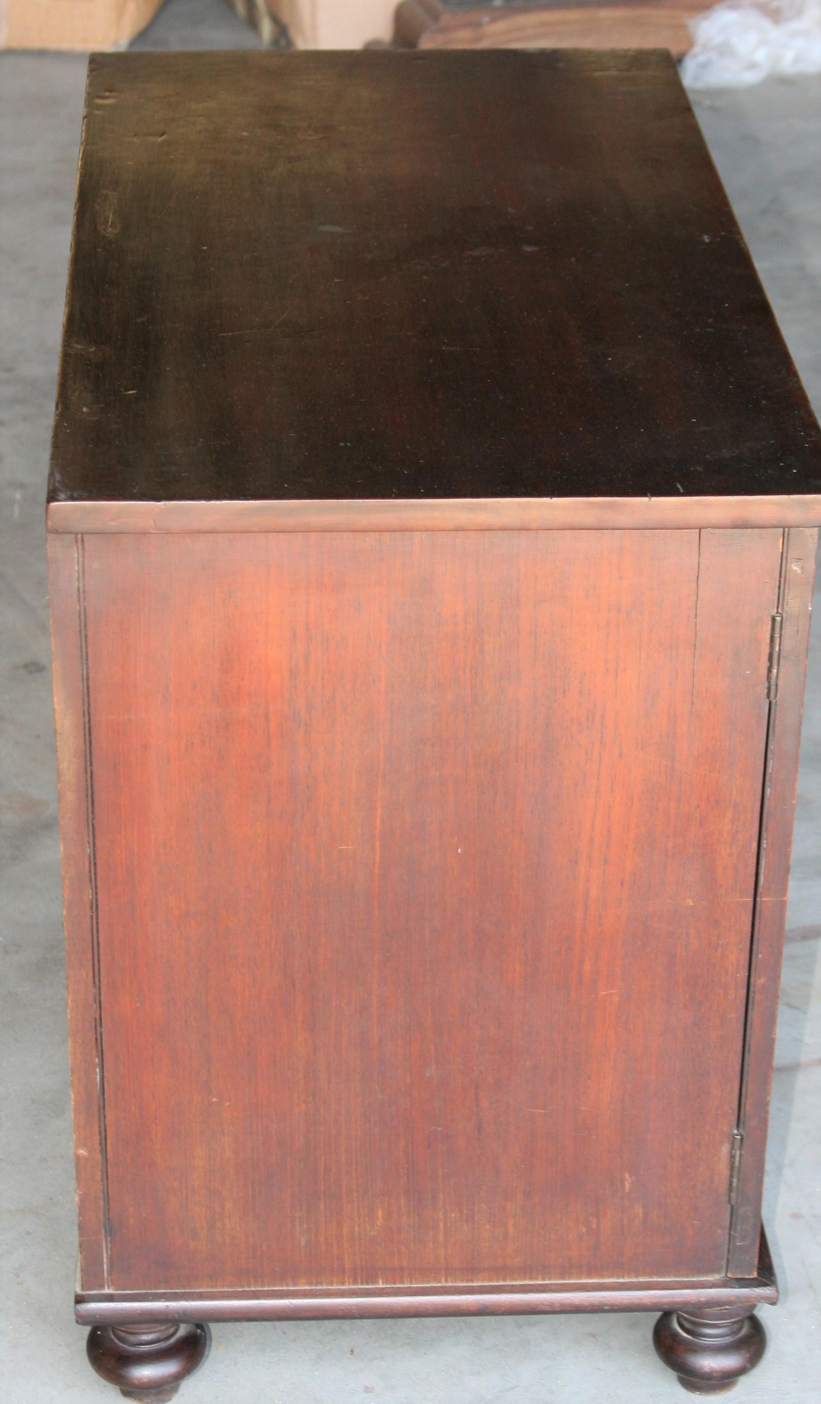Late 19th Century Small Mahogany Cabinet Made by Lazarus of Calcutta For Sale 1