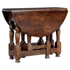 Late 19th Century Small Oak Gateleg Side Occasional Table