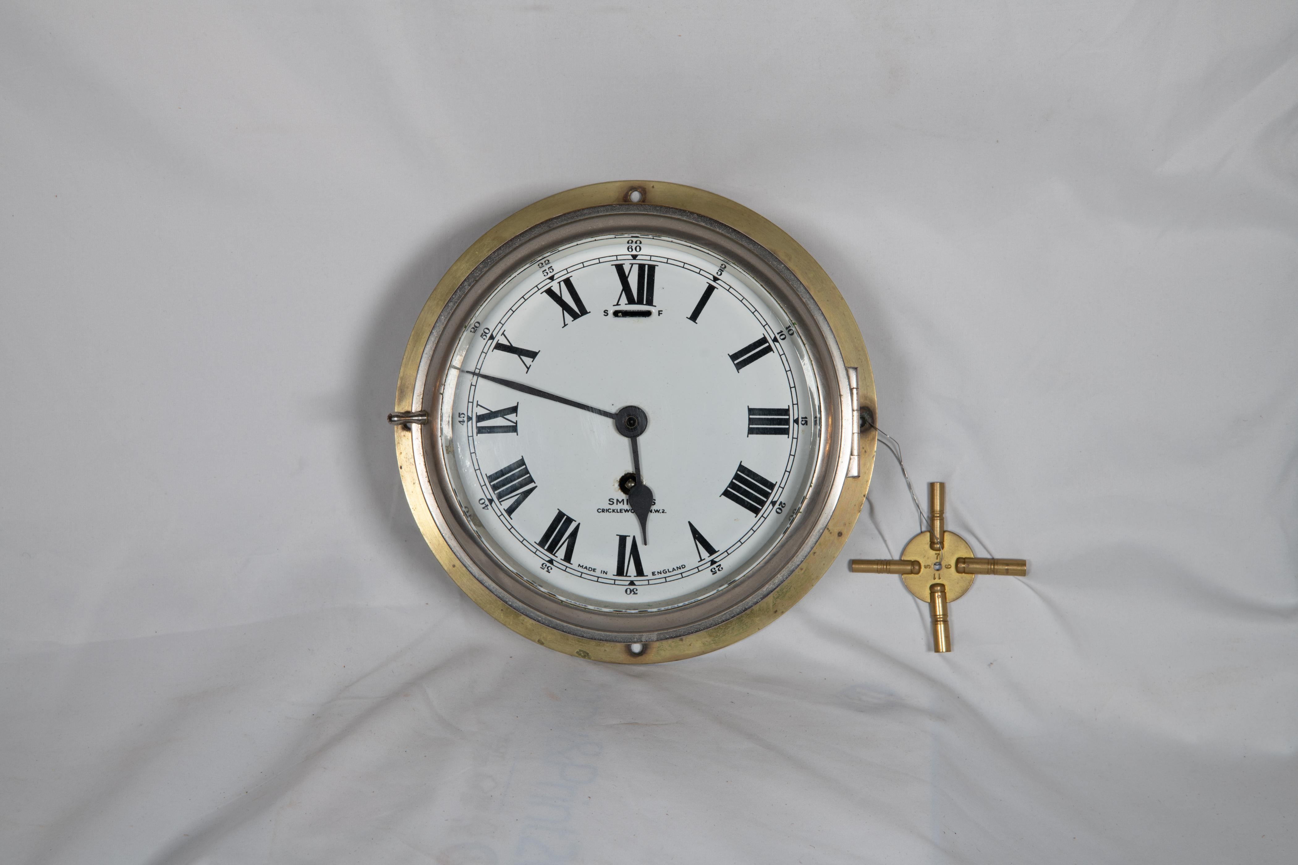 Late 19th Century Smiths Cricklewood Clock In Fair Condition For Sale In New York, NY