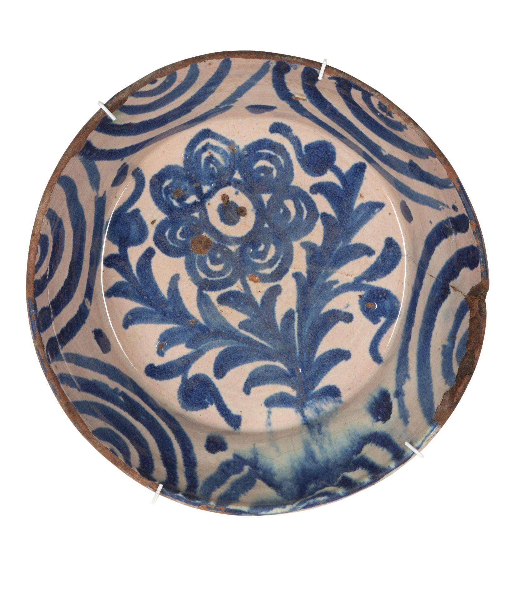 Spanische Fajalauza-Schale in Blau und Weiß aus dem späten 19. im Angebot 2