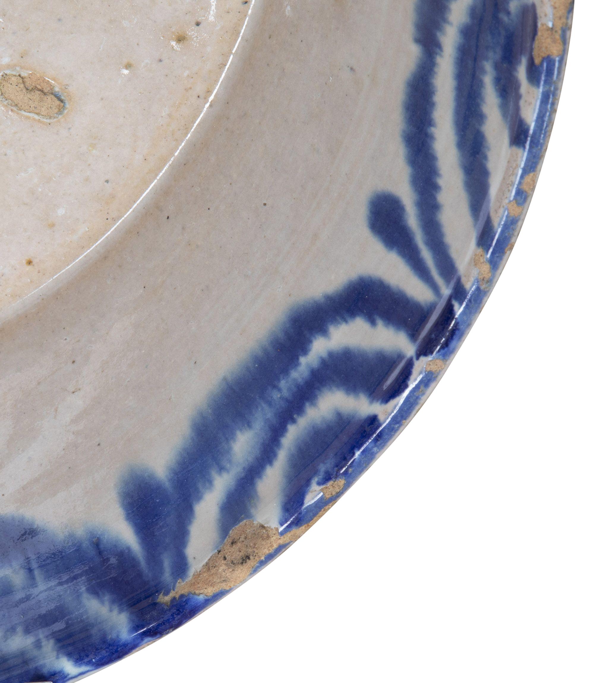 Espagnol Fin du 19e siècle, bol en poterie espagnole bleu et blanc Fajalauza en vente