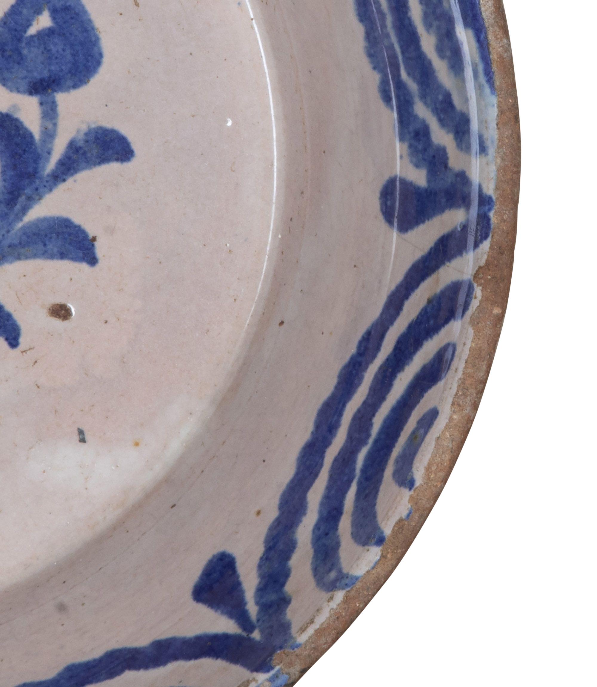 Fin du 19e siècle, bol en poterie espagnole bleu et blanc Fajalauza Bon état - En vente à Tetbury, Gloucestershire