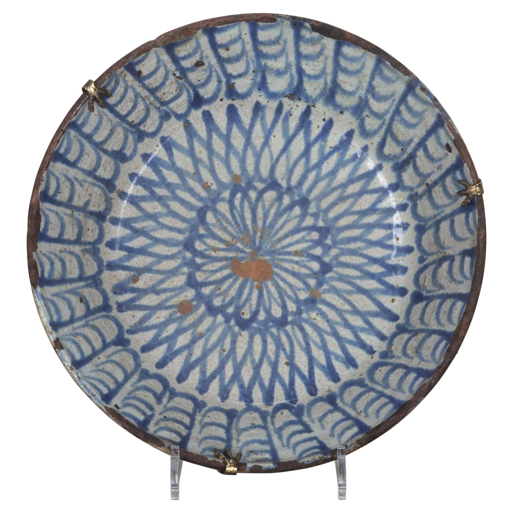 Late 19th Century Spanish Blue and White Fajalauza Pottery Bowl