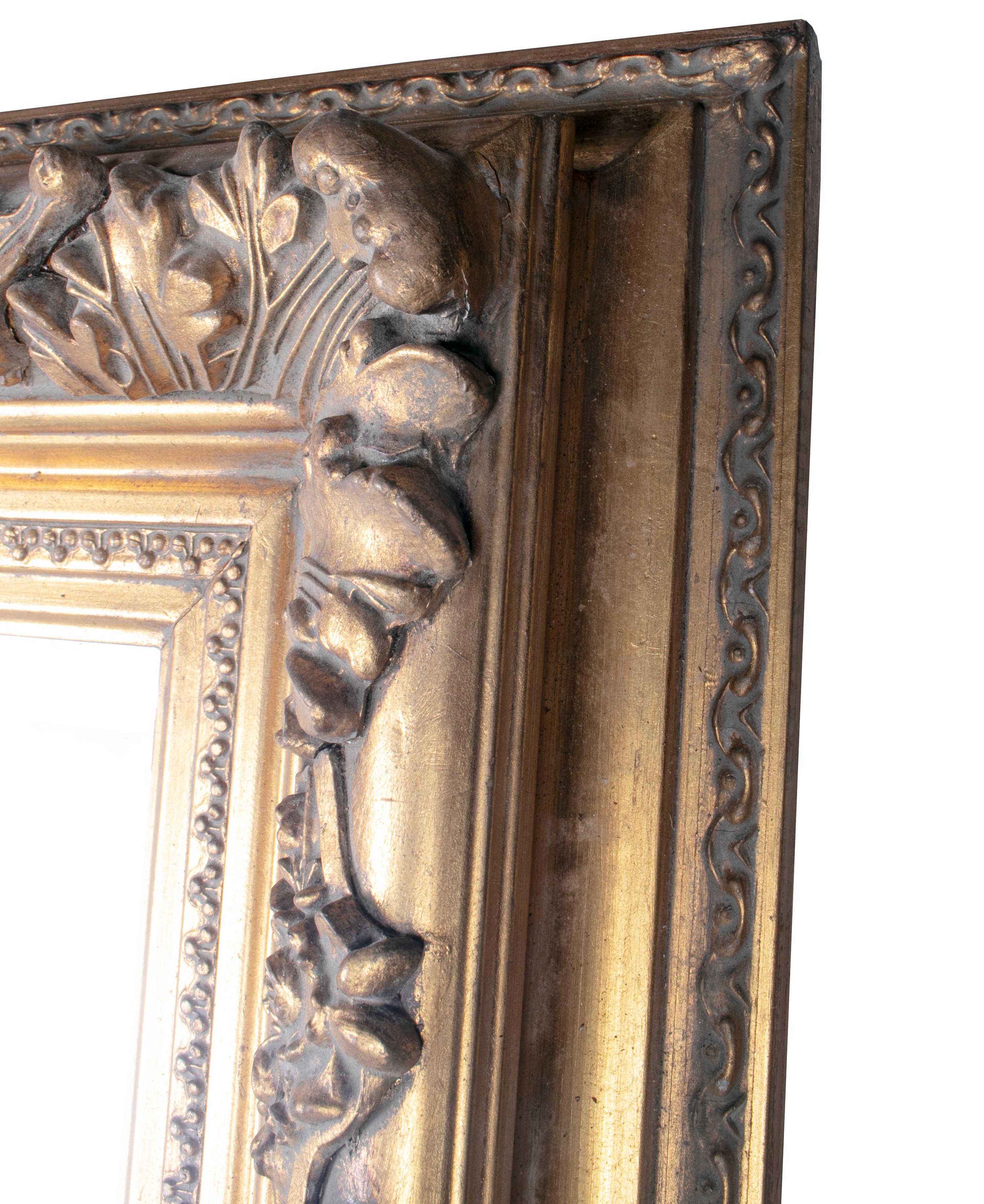 Late 19th Century Spanish Rectangular Mirror with Ornamental Gilded Frame In Good Condition For Sale In Marbella, ES