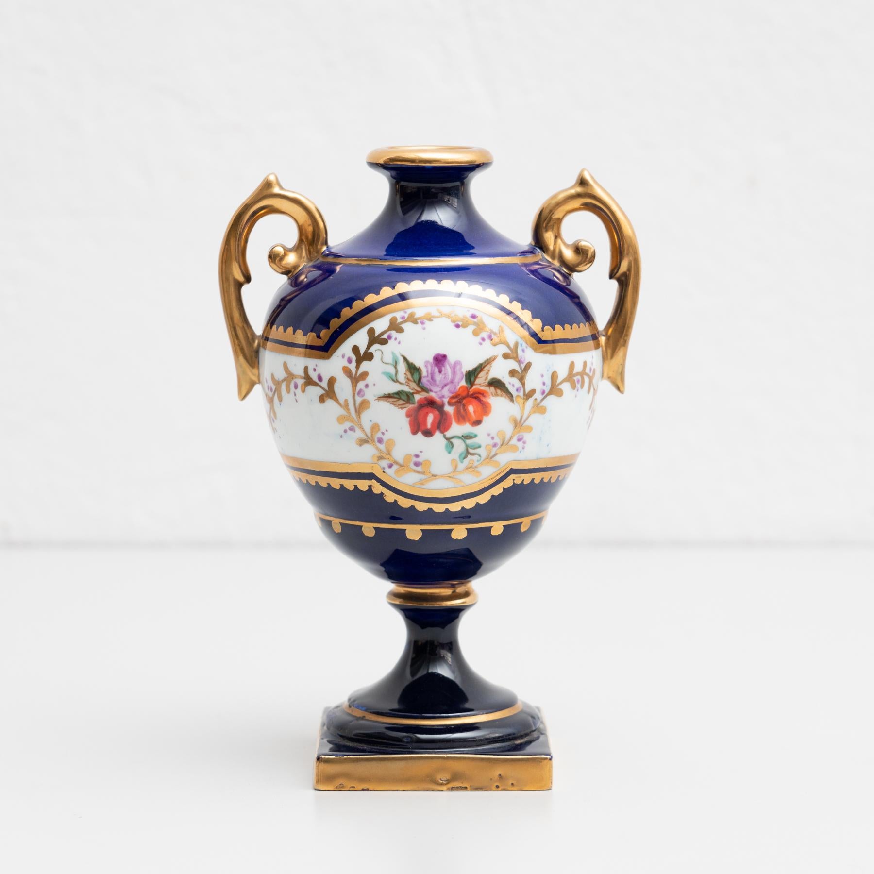 Vase de style Serves espagnol de la fin du 19e siècle en vente 2