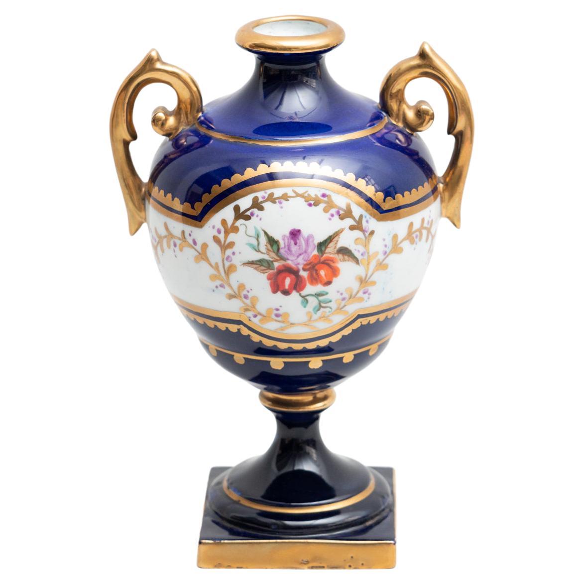 Vase de style Serves espagnol de la fin du 19e siècle en vente