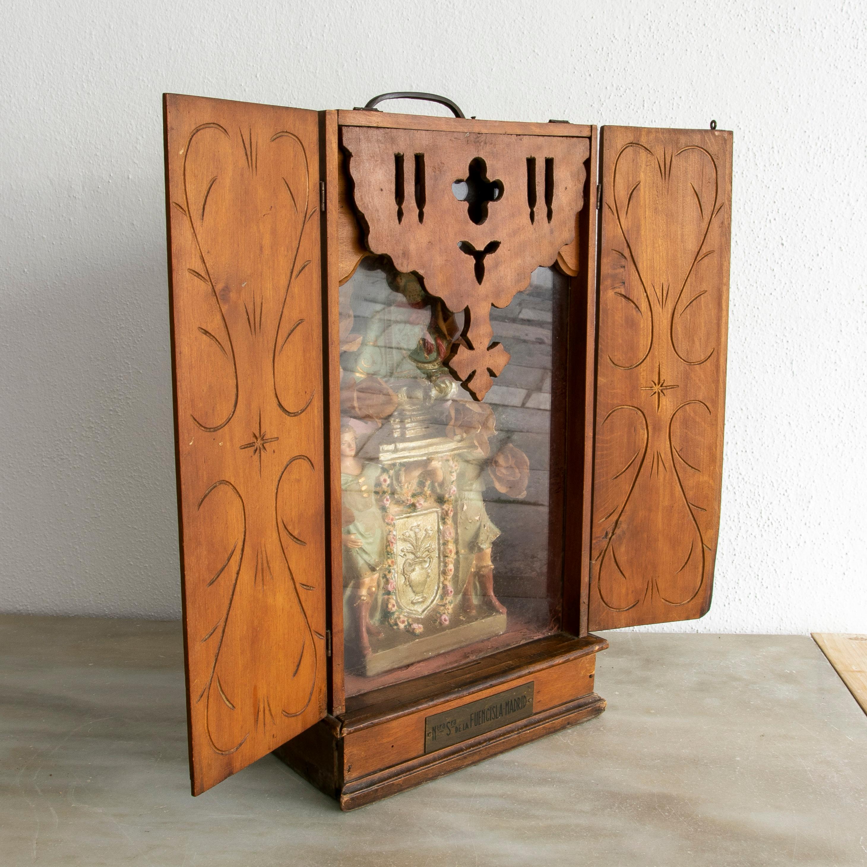 Espagnol  Vierge Fuencisla en terre cuite espagnole de la fin du XIXe siècle dans sa boîte en bois