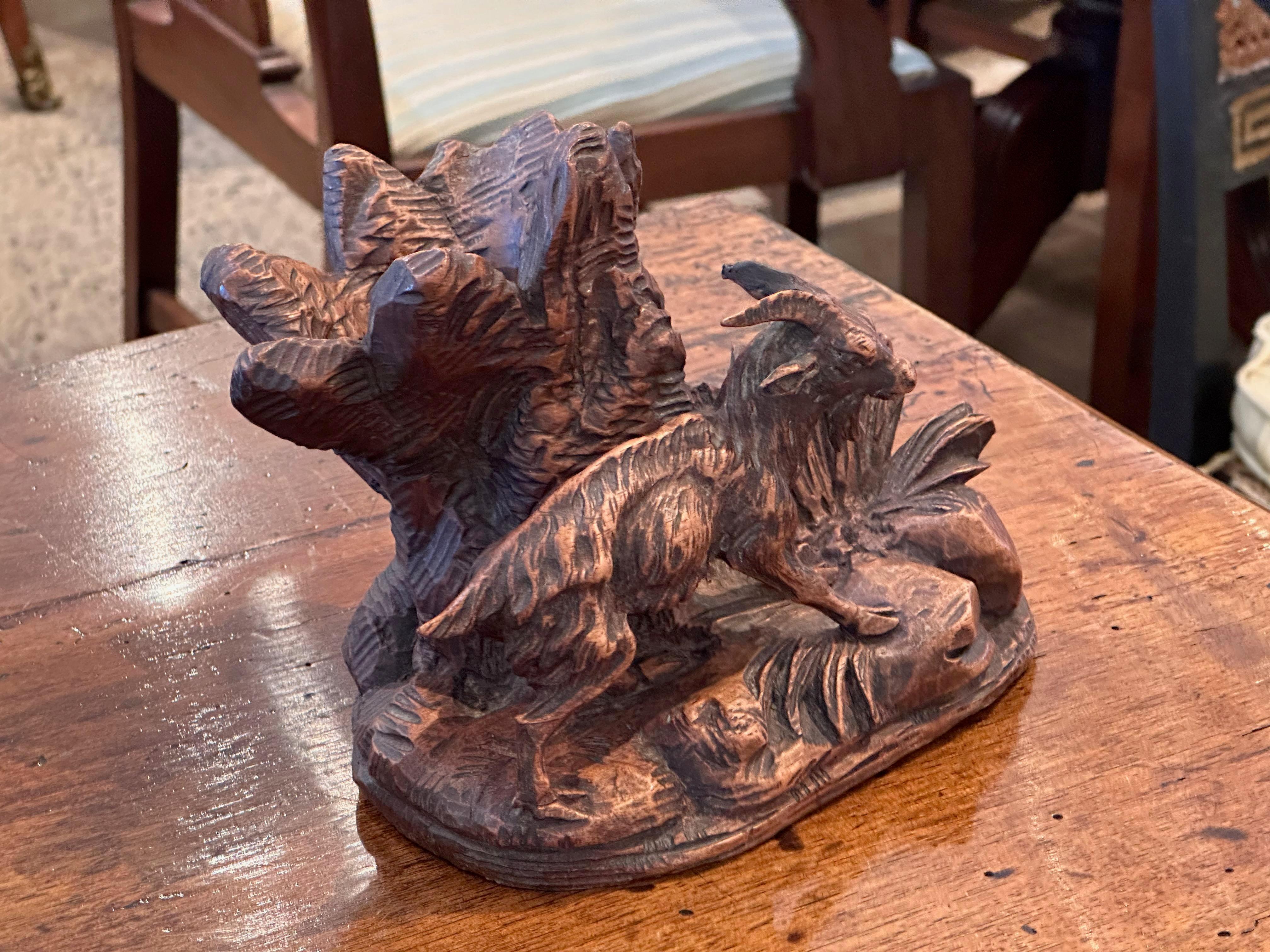 Late 19th Century Stump With Goat Sculpture In Good Condition For Sale In Charlottesville, VA