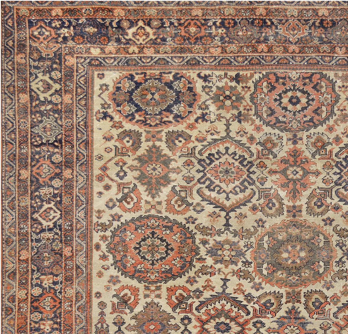 Hand-Woven Wool Sultanabad Rug Circa Late 19th Century In Good Condition For Sale In West Hollywood, CA
