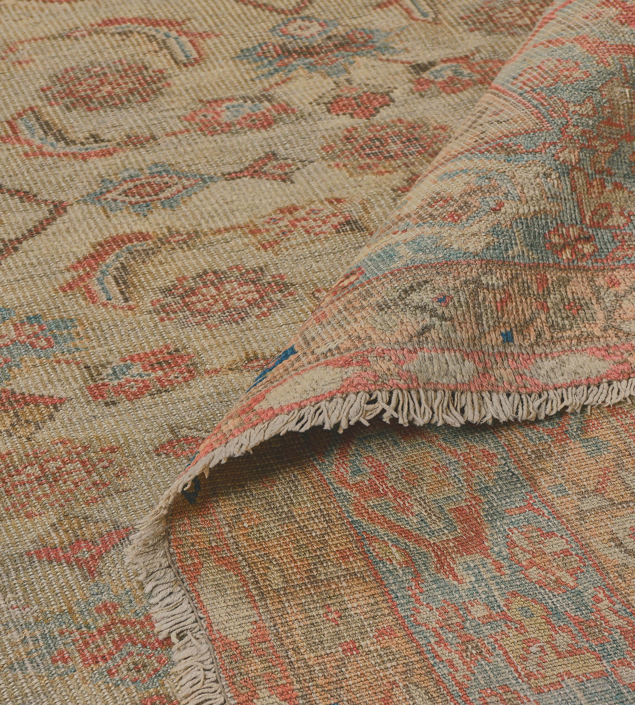 Tappeto Sultanabad Rugs della fine del XIX secolo proveniente dalla Persia occidentale in vendita 4
