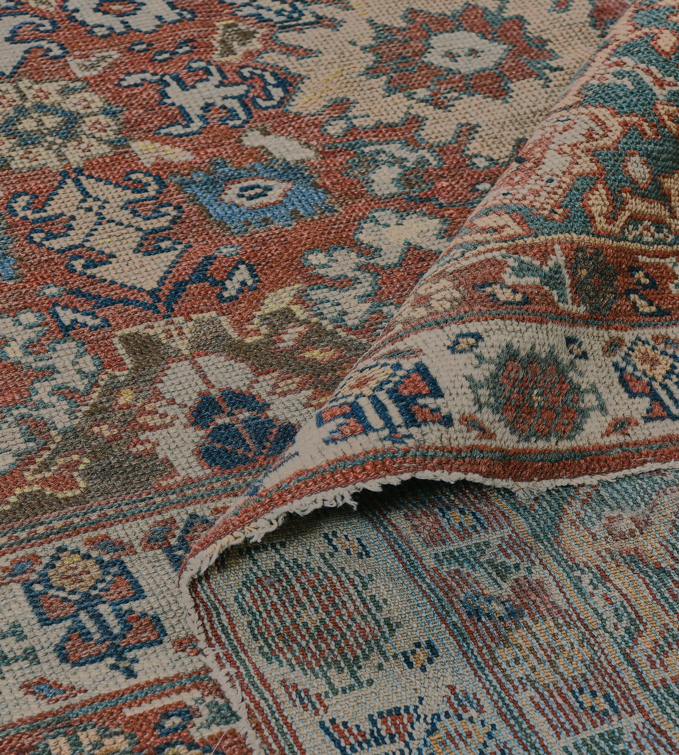 Tappeto Sultanabad Rugs della fine del XIX secolo proveniente dalla Persia occidentale in vendita 5