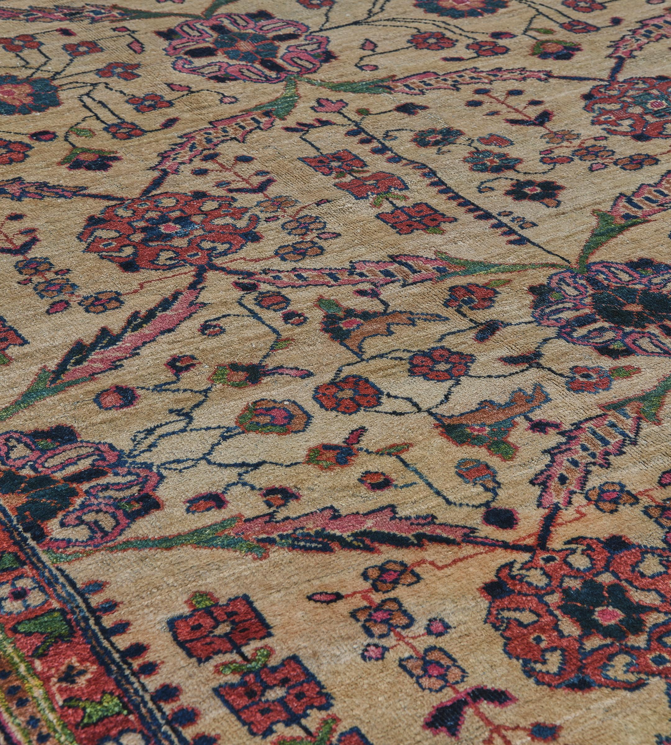 Persiano Tappeto Sultanabad Rugs della fine del XIX secolo proveniente dalla Persia occidentale in vendita