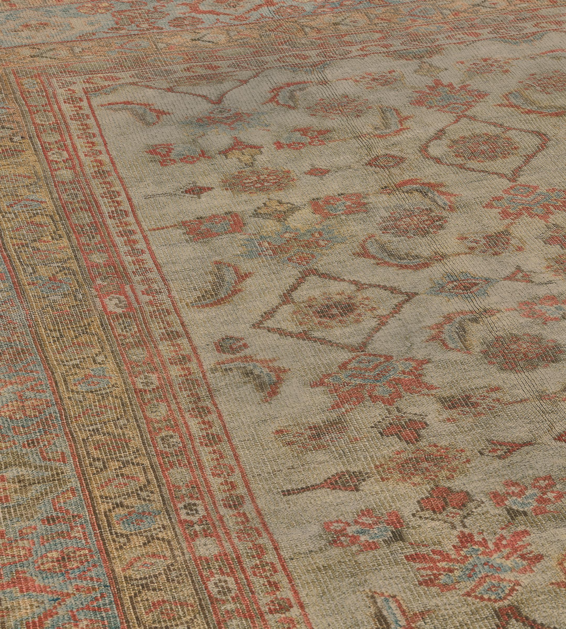 Tessuto a mano Tappeto Sultanabad Rugs della fine del XIX secolo proveniente dalla Persia occidentale in vendita