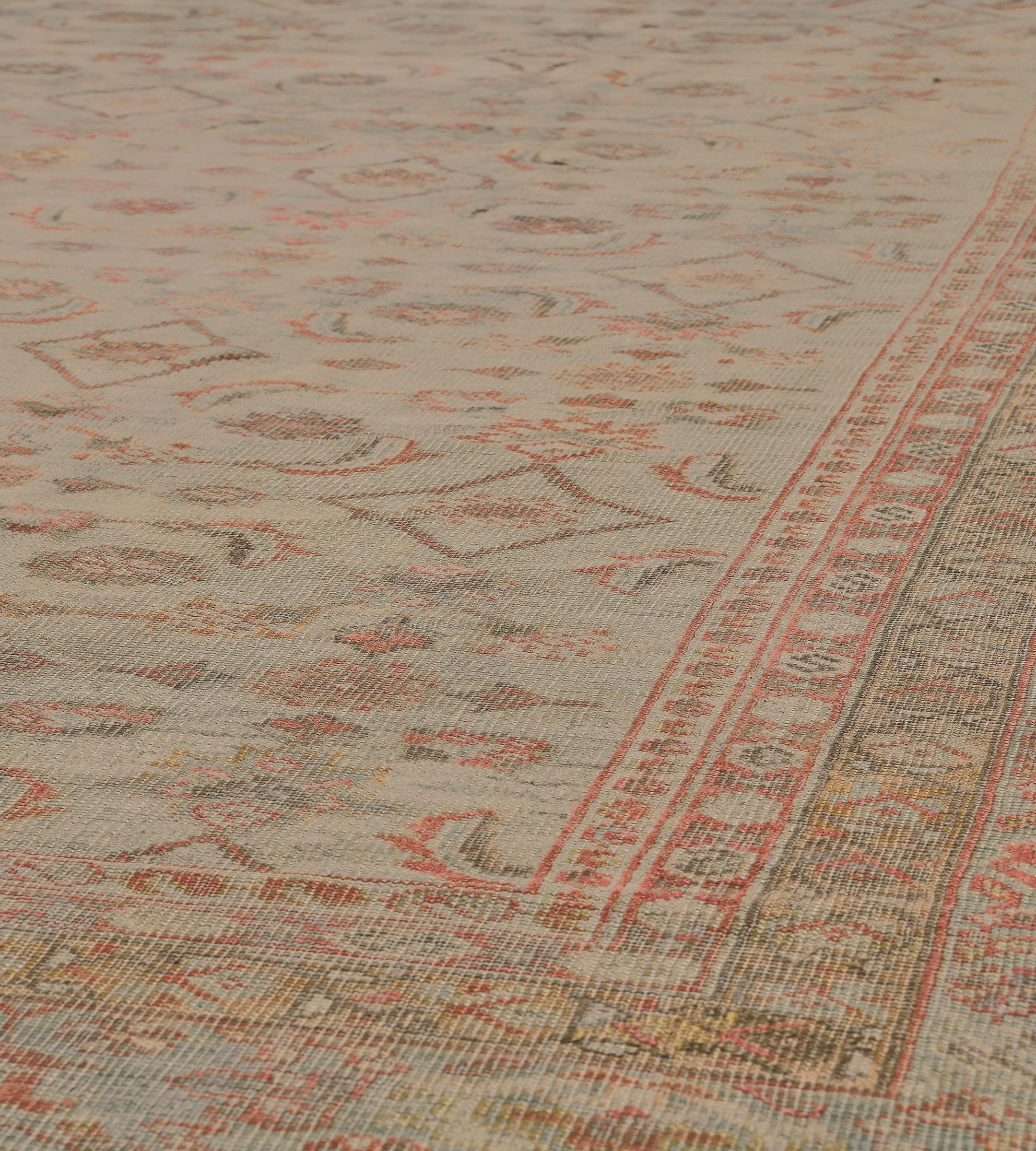 Tappeto Sultanabad Rugs della fine del XIX secolo proveniente dalla Persia occidentale in vendita 1