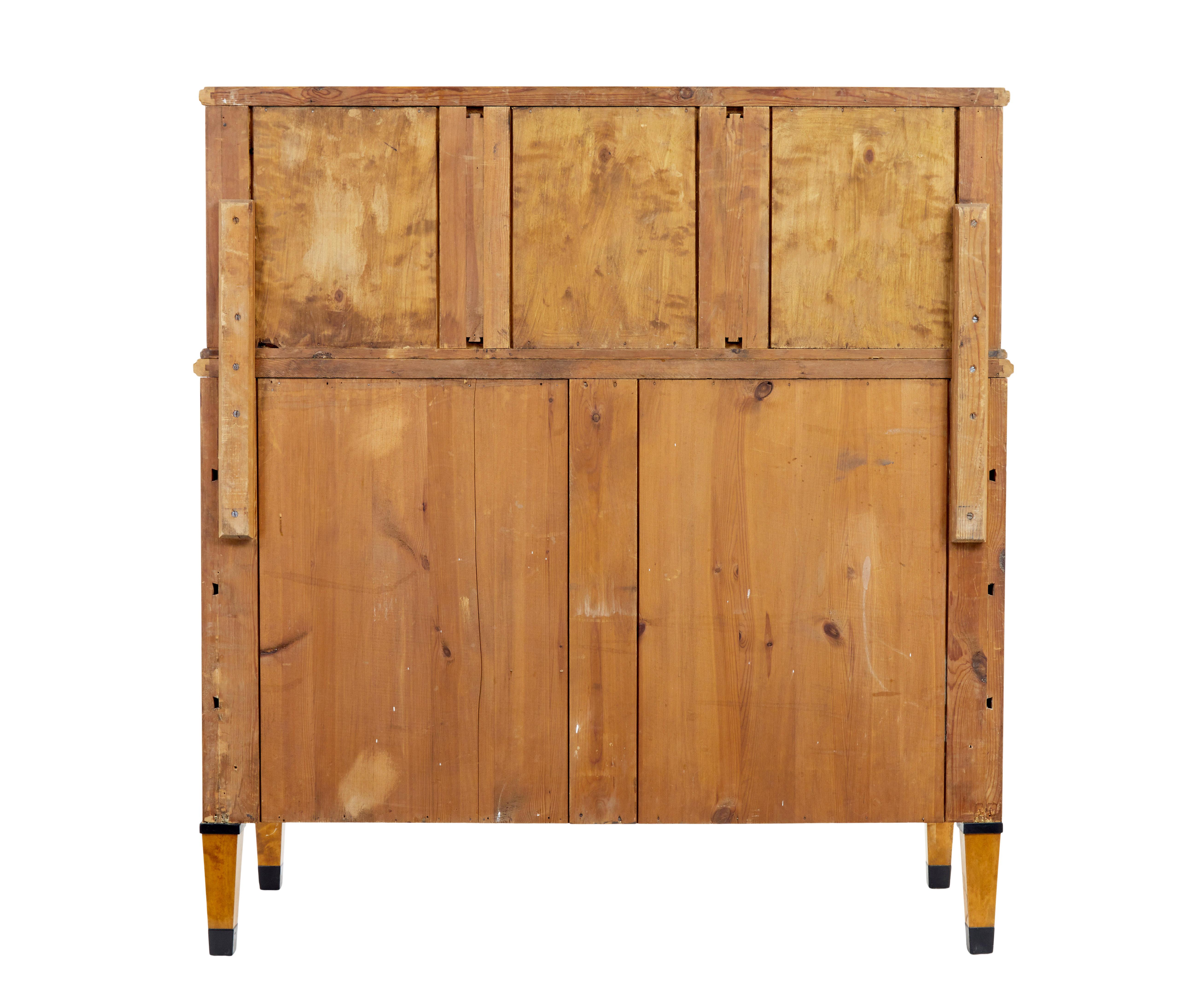 Vernissé Meuble art nouveau suédois en bouleau de la fin du 19e siècle en vente