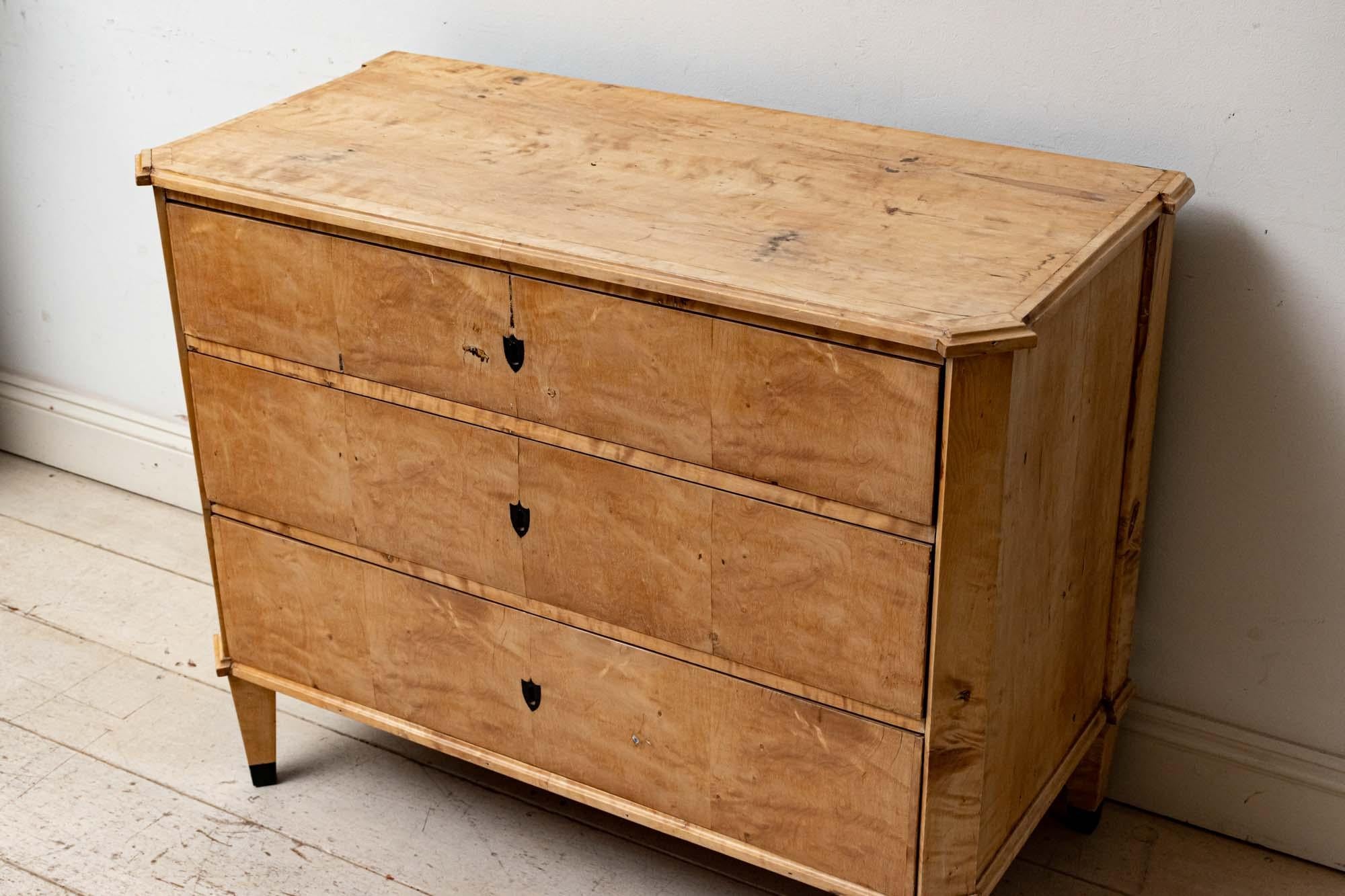 Late 19th Century Swedish Birch Three-Drawer Commode or Chest of Drawers In Good Condition In London, GB