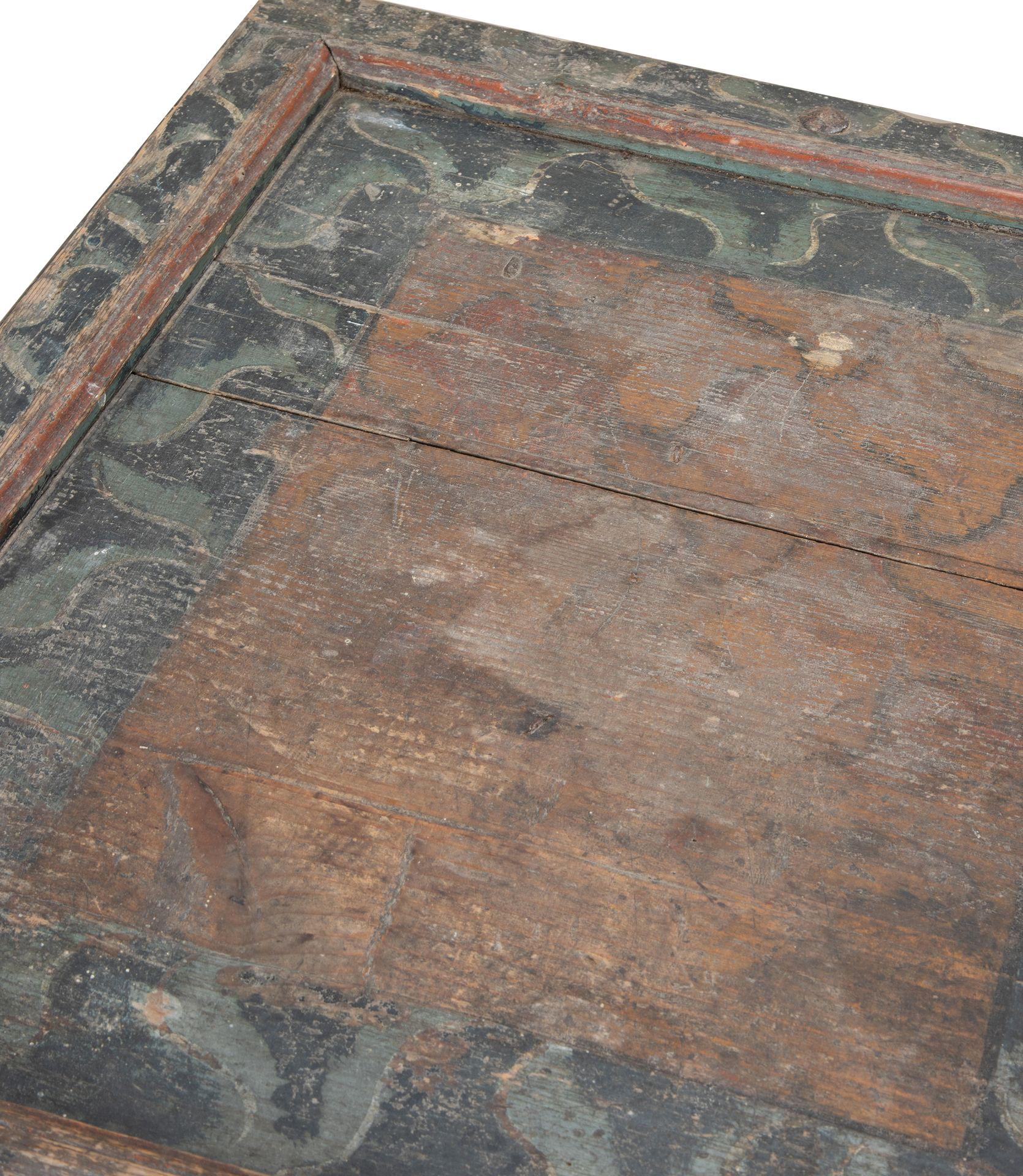 Late 19th Century Swedish Painted Marriage Chest For Sale 5