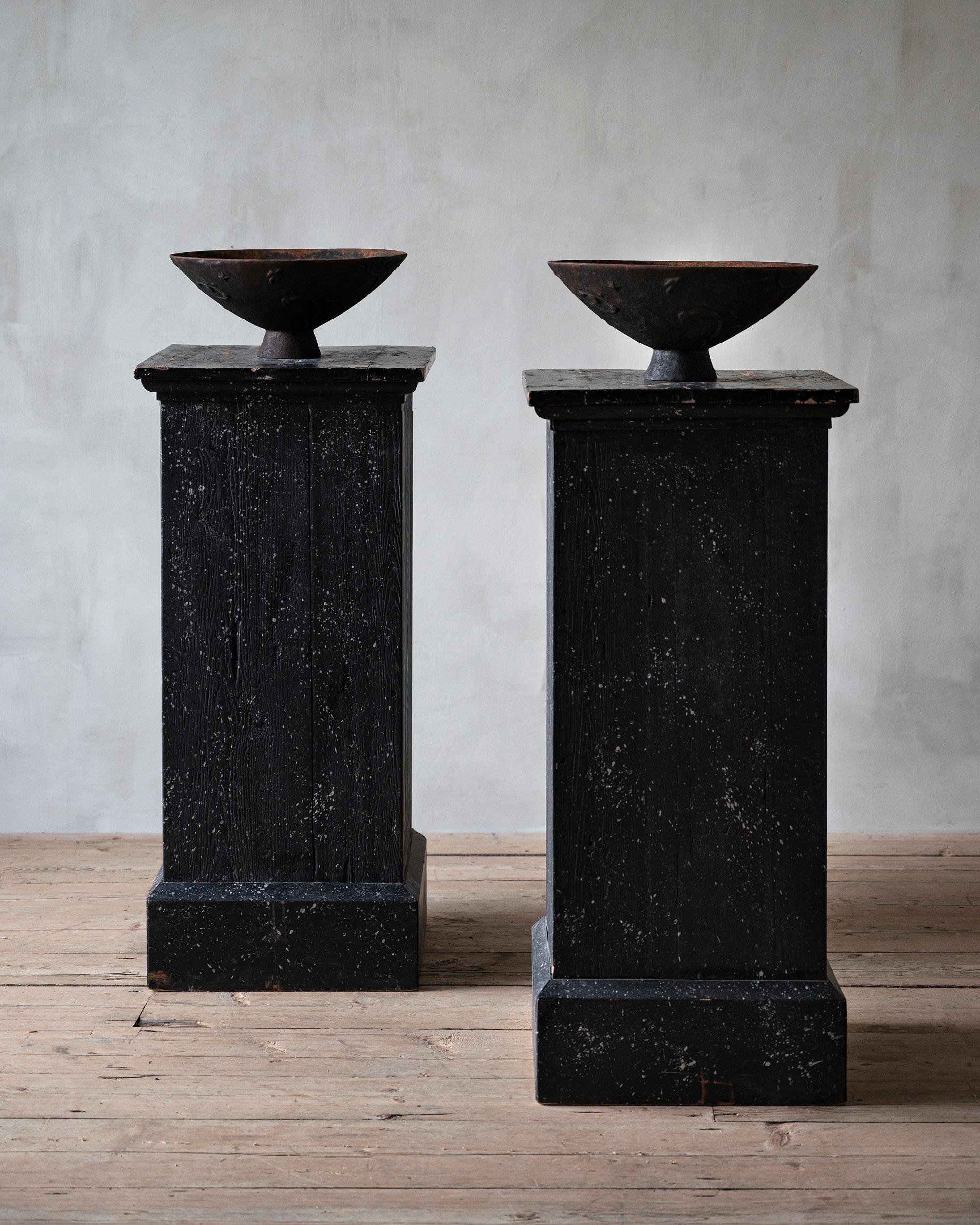 Fine pair of late 19th century Empire style wooden pedestals in an faux marble finish. ca 1890 Sweden.