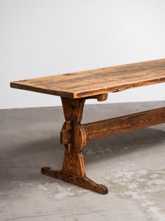 Mesa de caballete de pino sueco de finales del siglo XIX con pátina original